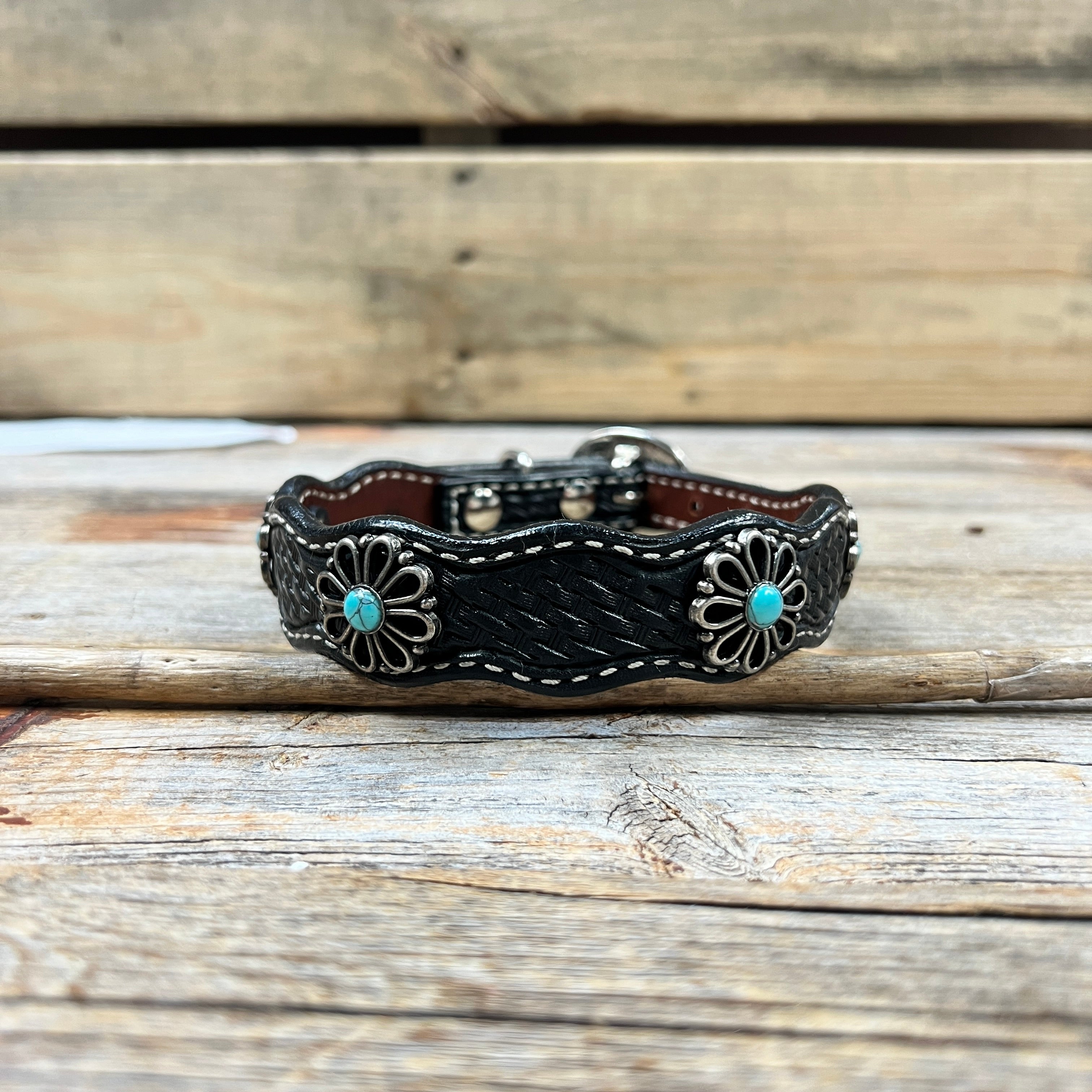 Leather Dog Collar With Turquoise Flower Conchos 10