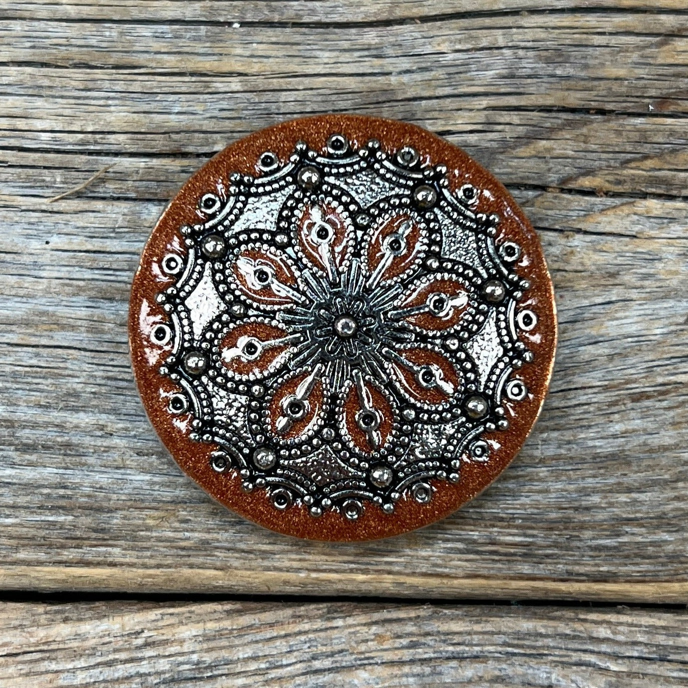 Rust Filigree and Dots Concho 1.5" W233L