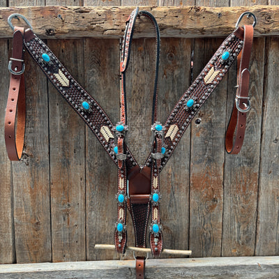 ONE EAR TACK SET