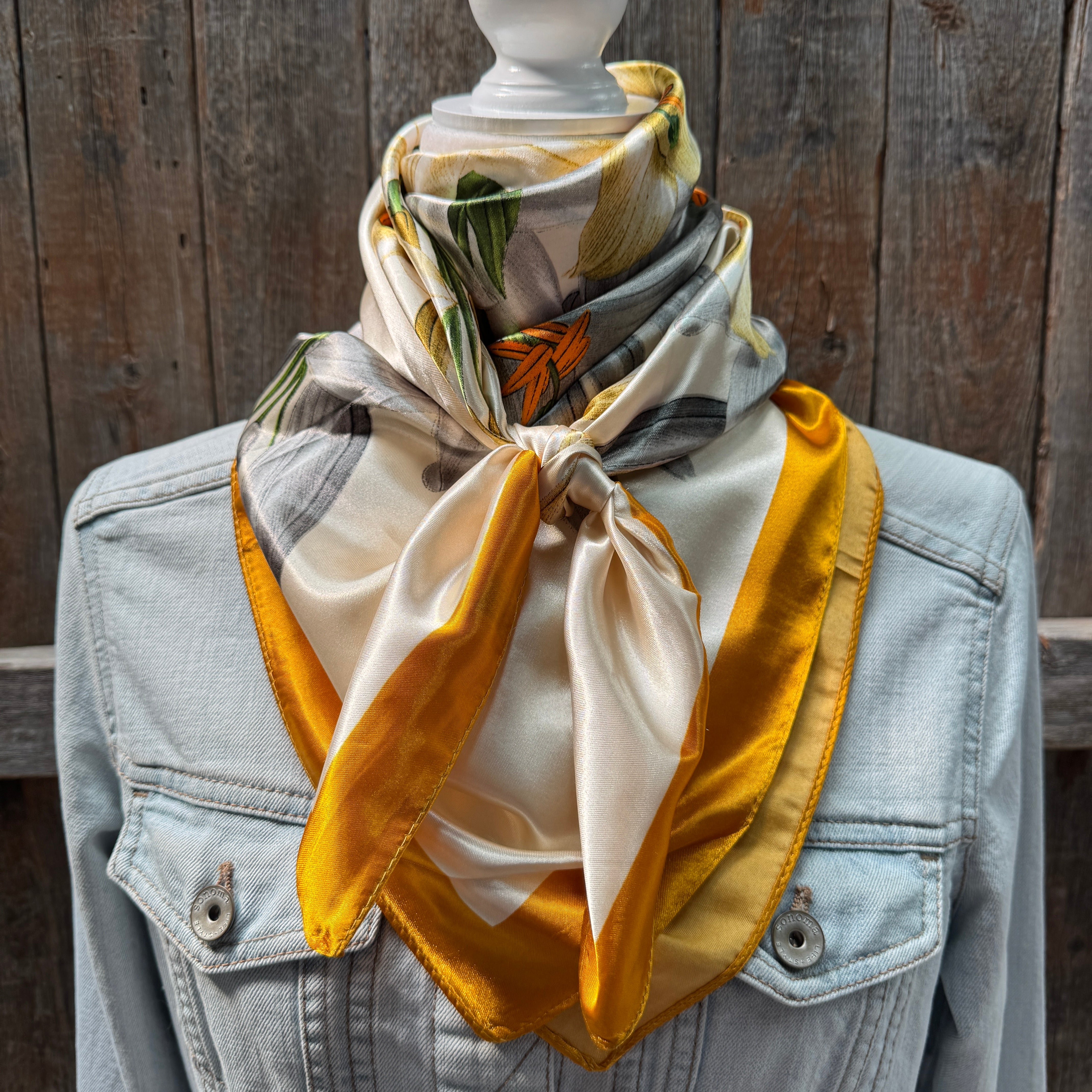 35X35" Yellow and Grey Lilies Wild Rag / Scarf WR3440