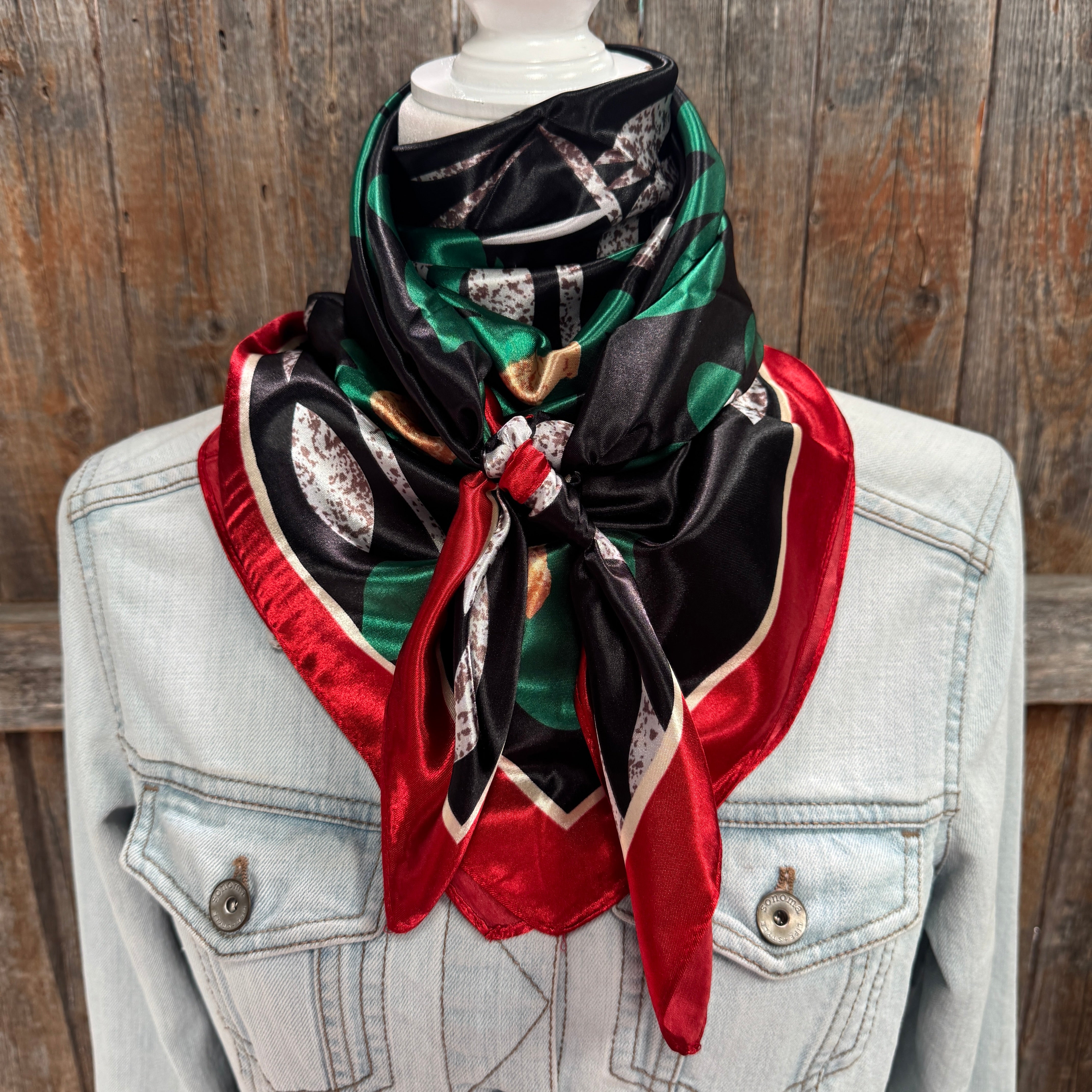 35X35"  Green and Navy Floral Wild Rag / Scarf WR3427