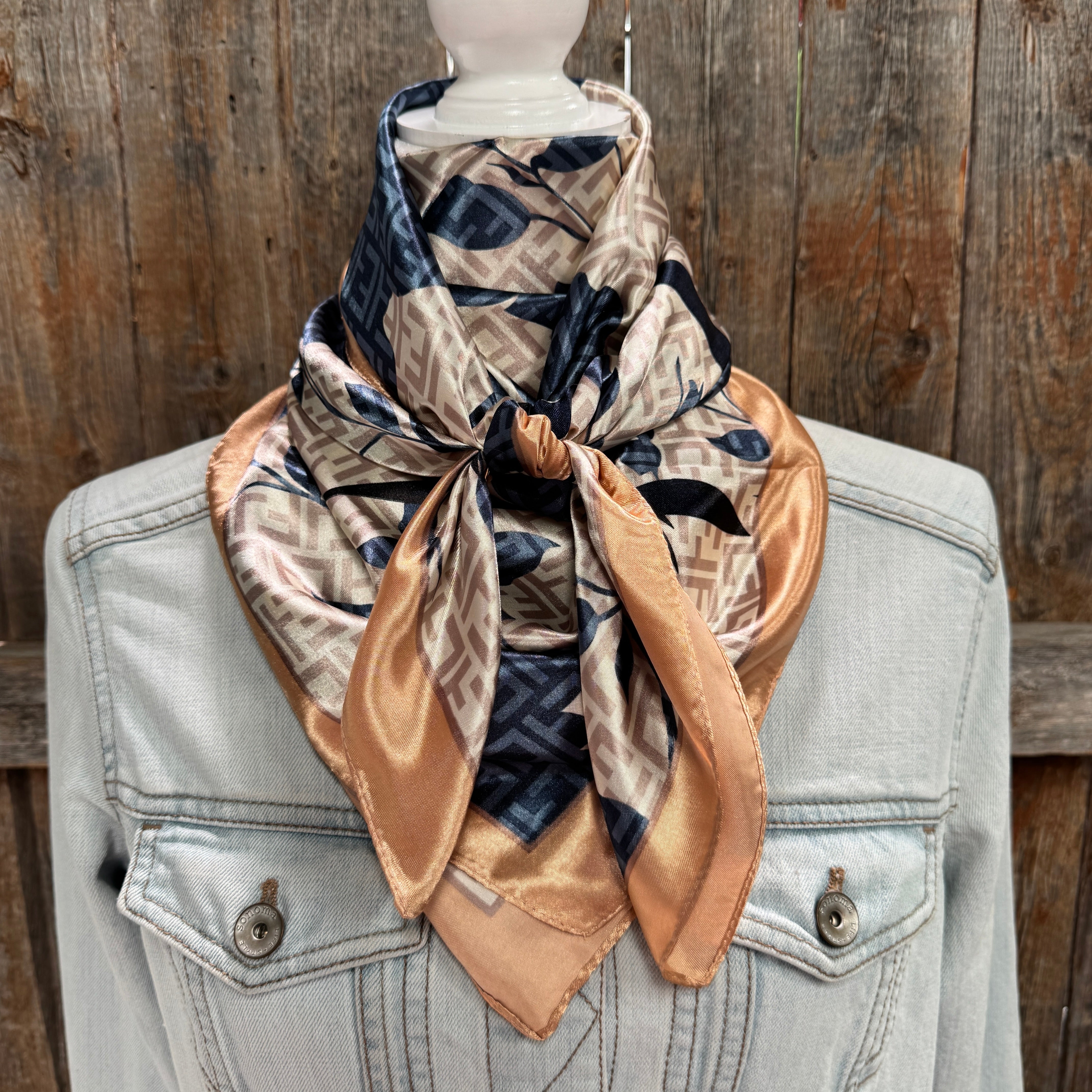35X35" Navy and Cream Floral Wild Rag / Scarf WR3404