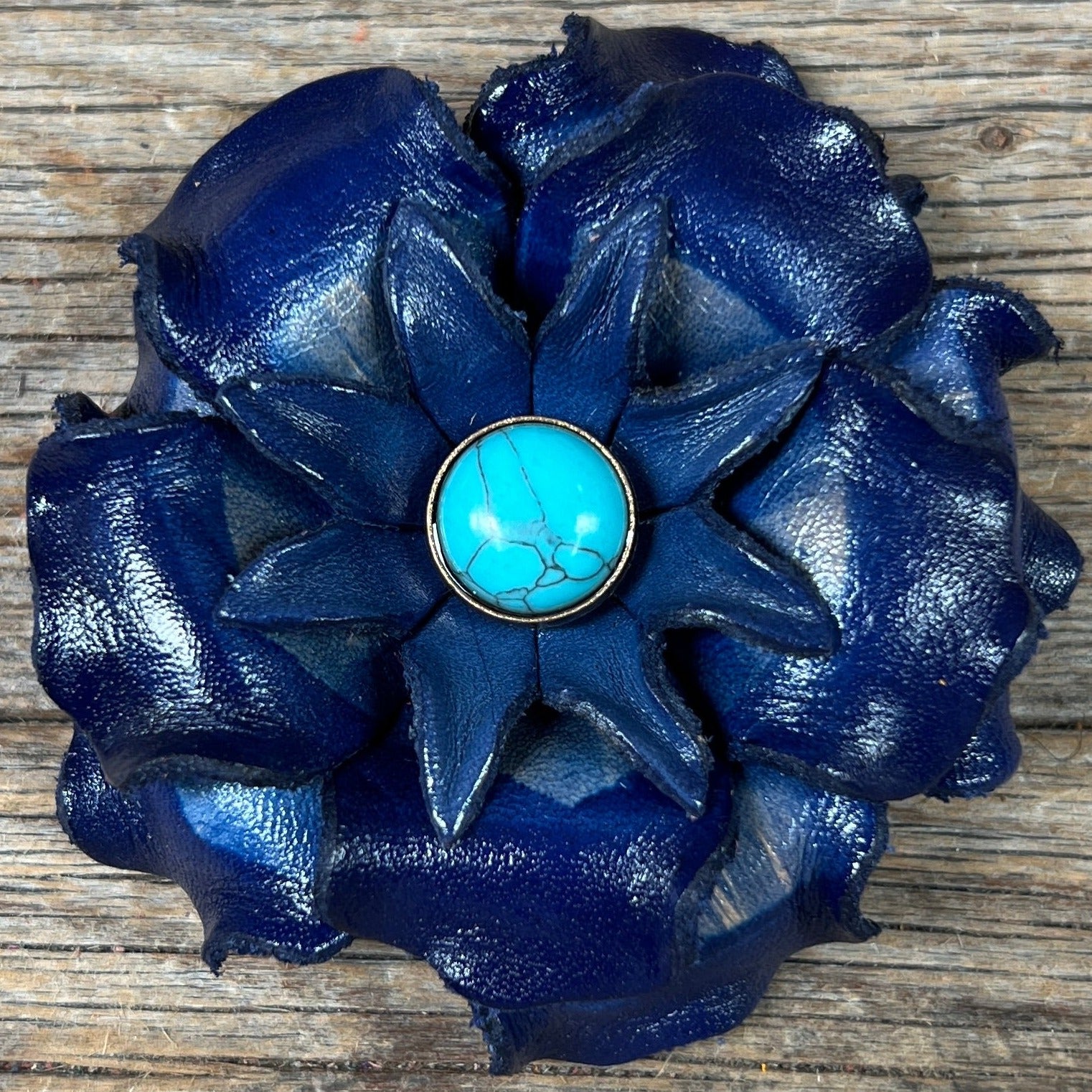 Hand Painted Leather Flowers - Gardenias - Round Turquoise Cabochons