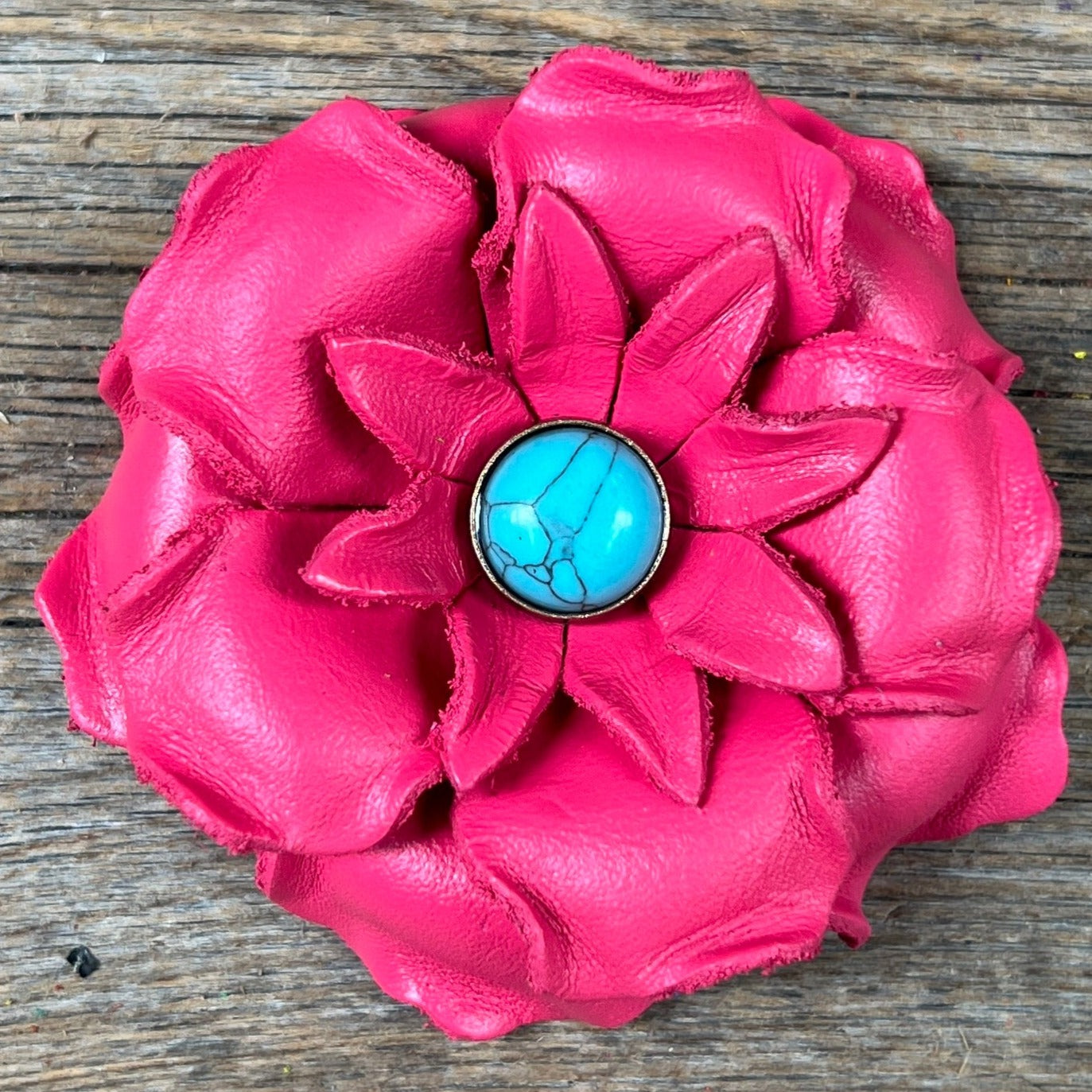 Hand Painted Leather Flowers - Gardenias - Round Turquoise Cabochons