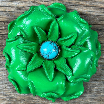 GREEN