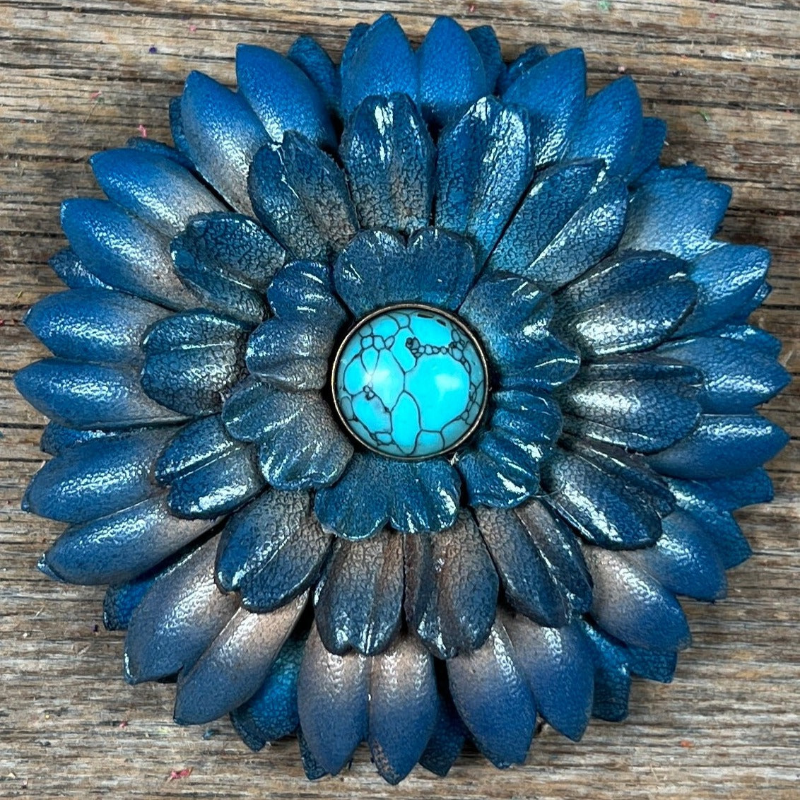 Hand Painted Leather Flowers - Daisies - Round Turquoise Cabochons