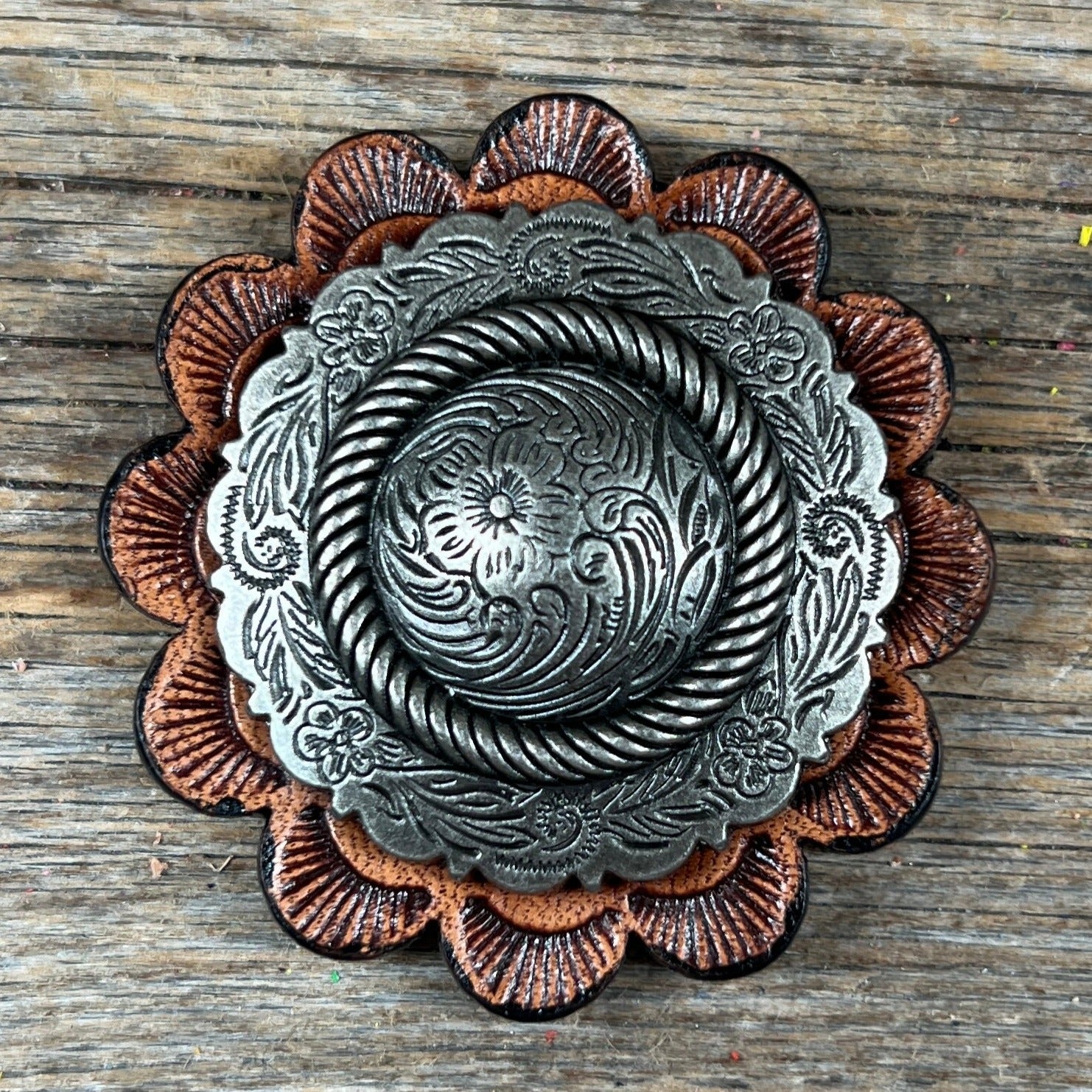 Antique Silver Round Western Concho W102