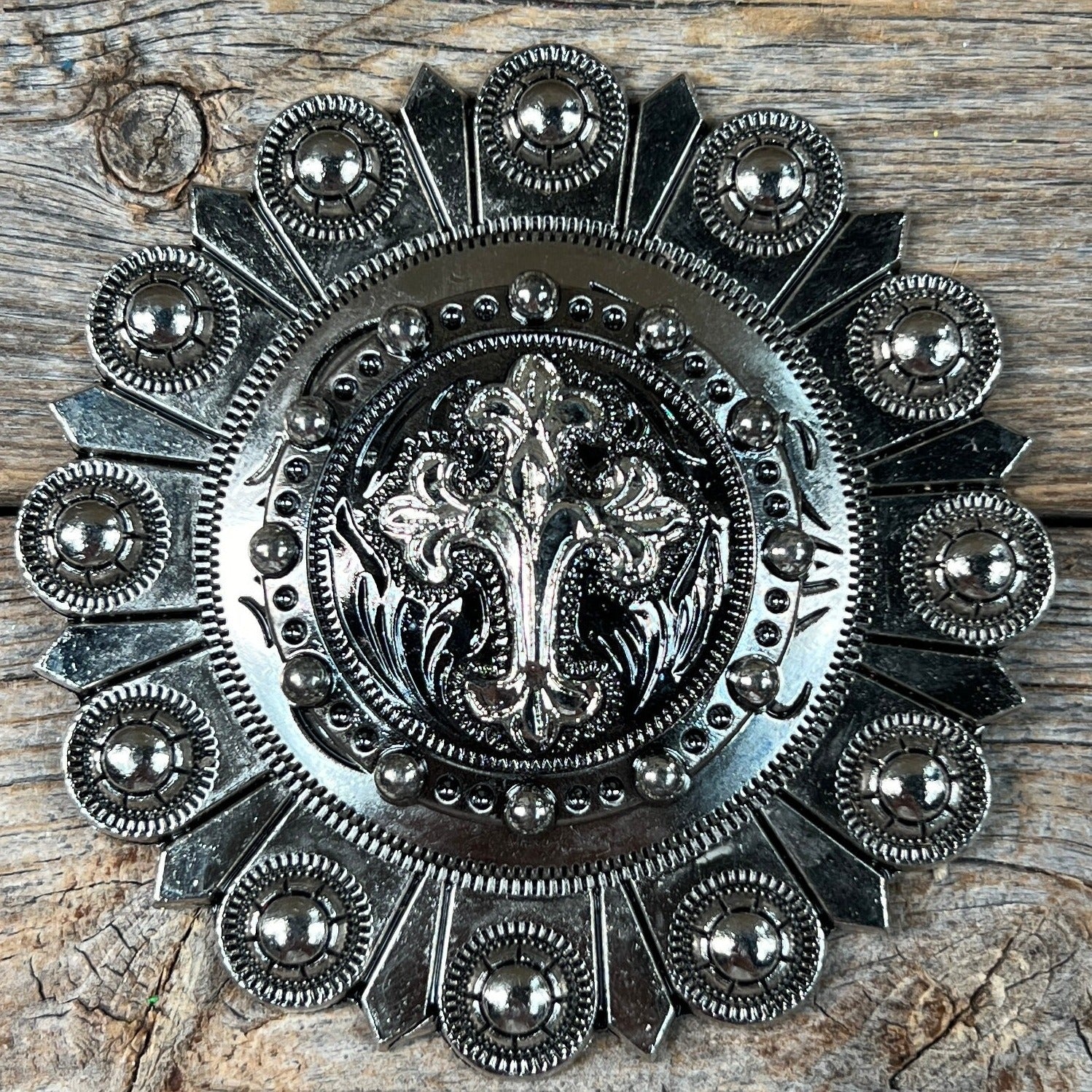 Antique Silver Cross Western Concho W191