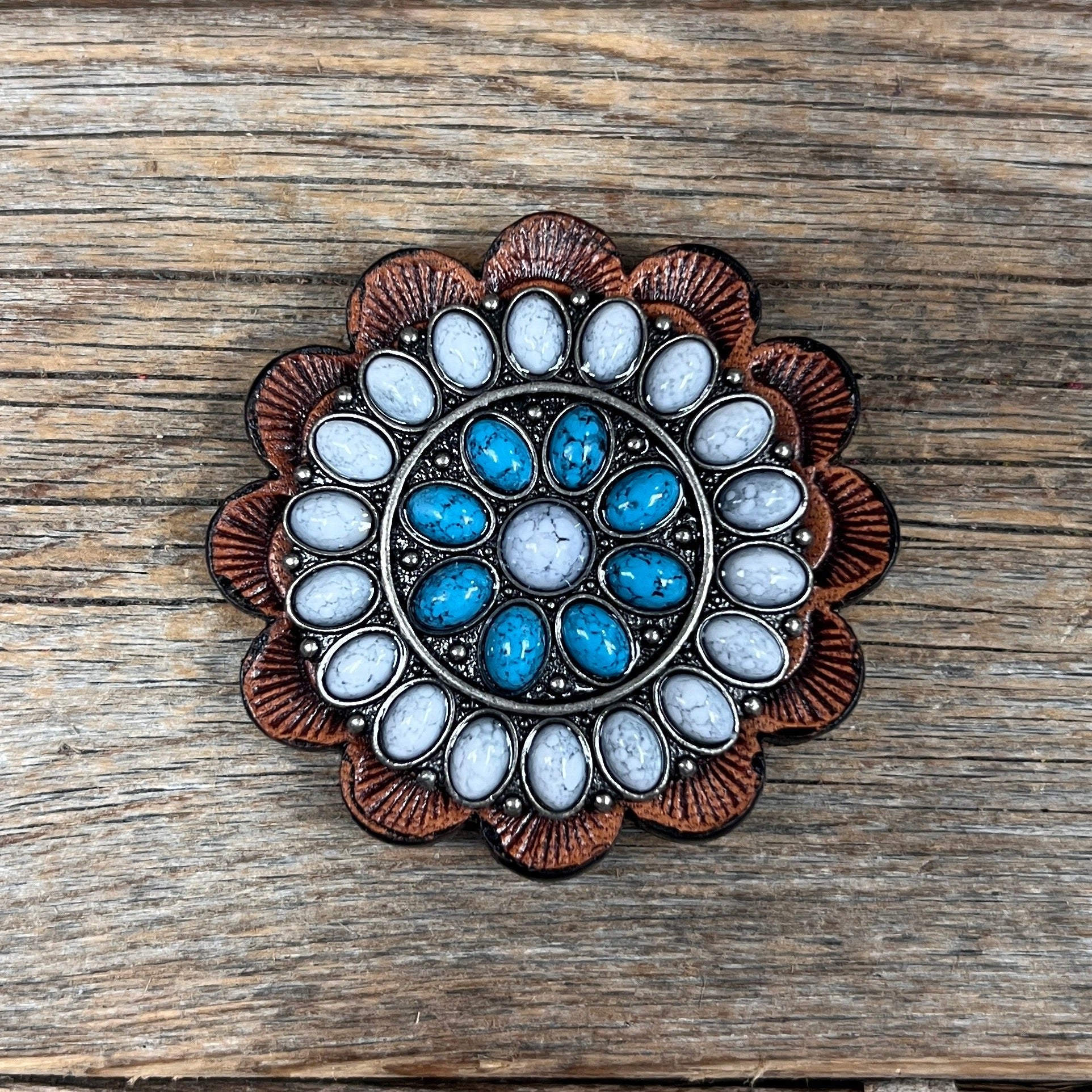 Blue and White Turquoise Western Concho W212