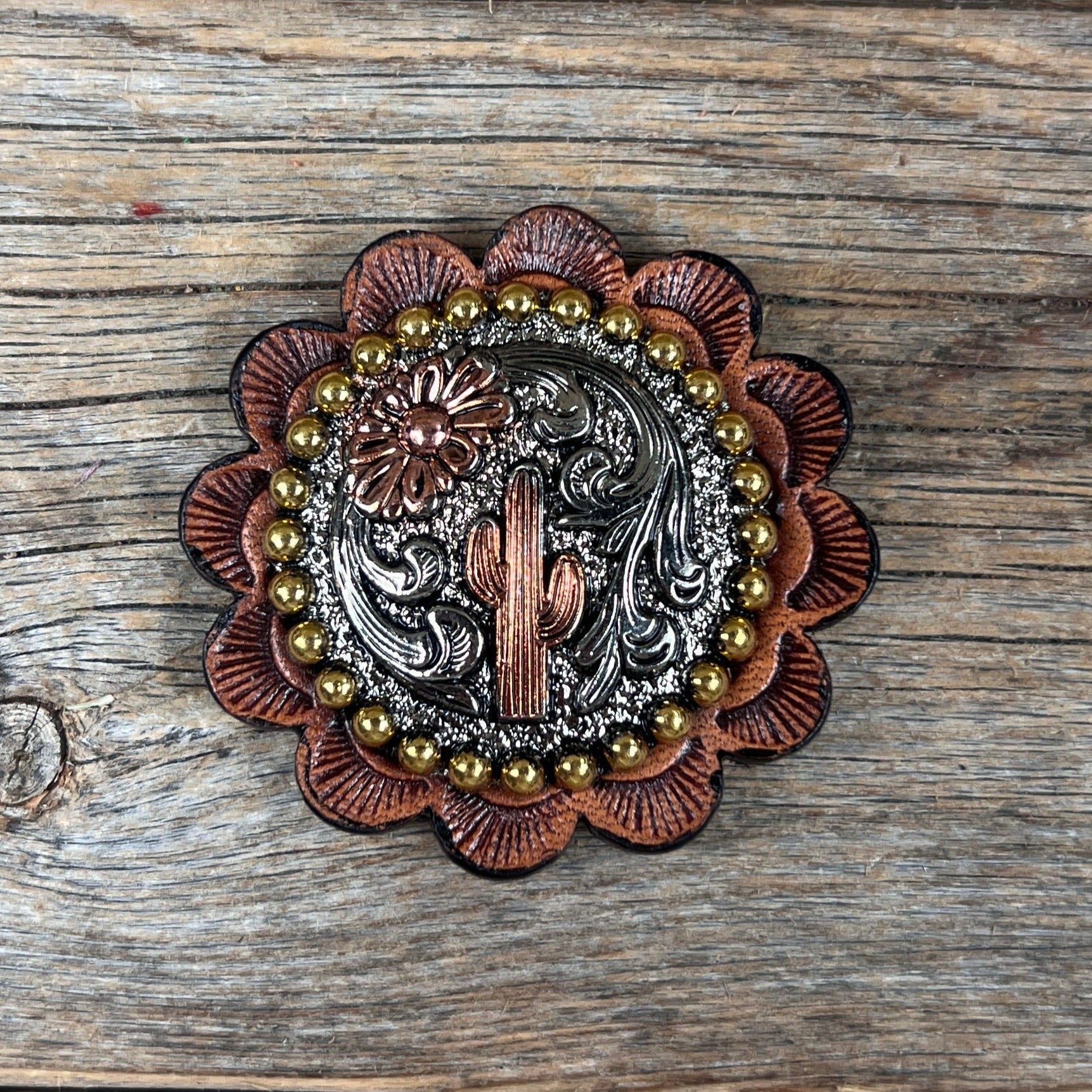 Cactus and Flower Western Concho W219