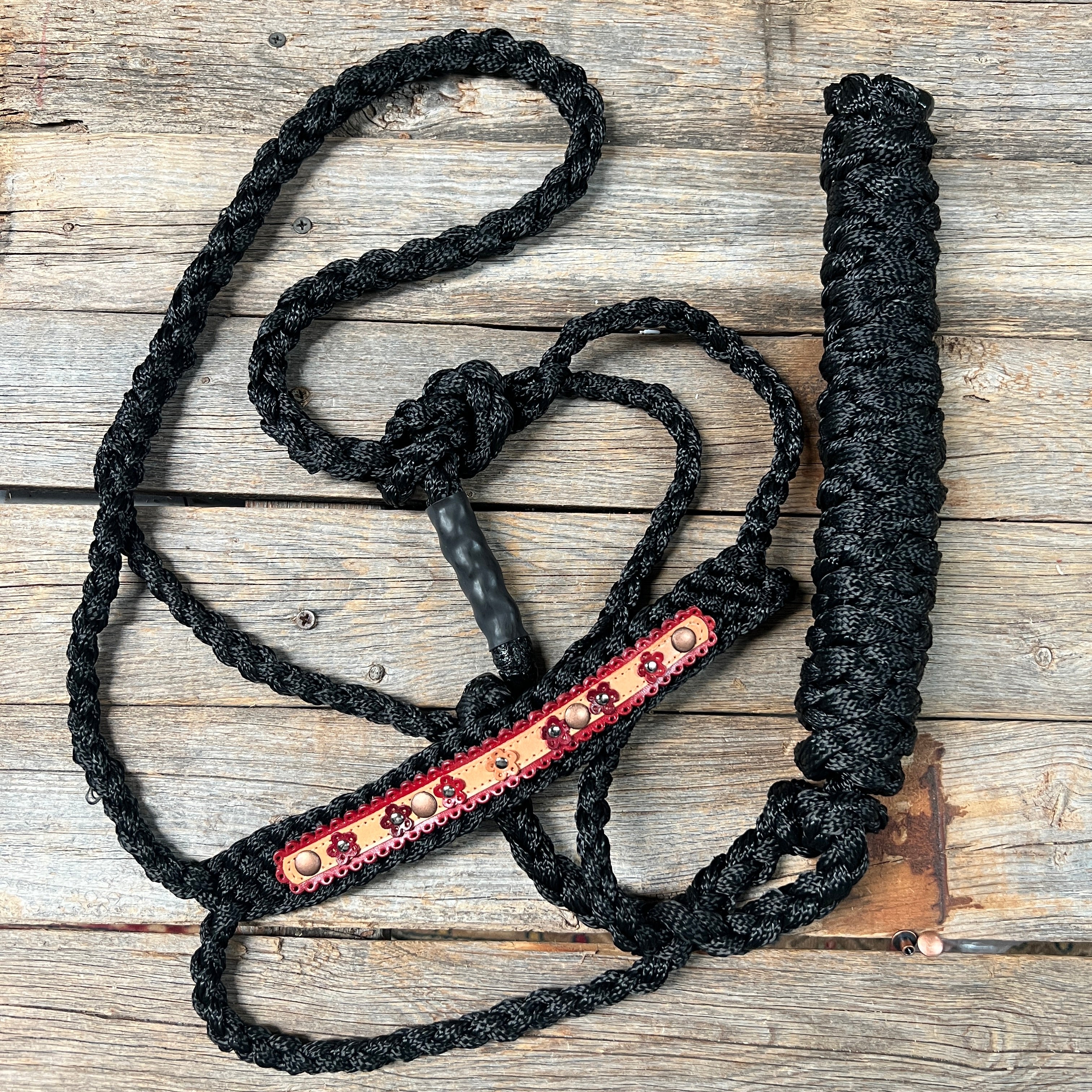 Single Flower Mule Tape Halter