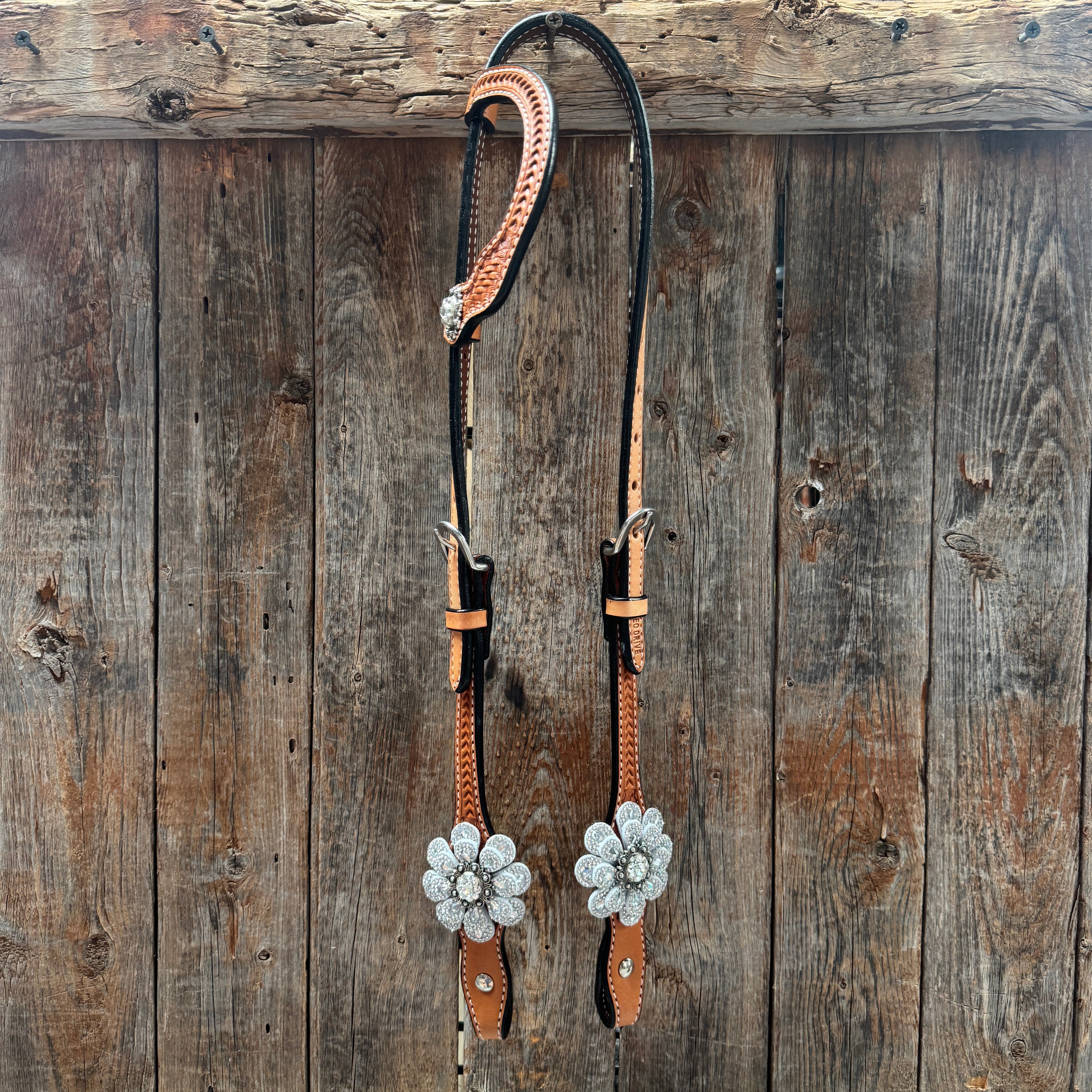 Light Oil Basketweave Tear Drop Flower Clear One Ear Tack Set  #OEBC449