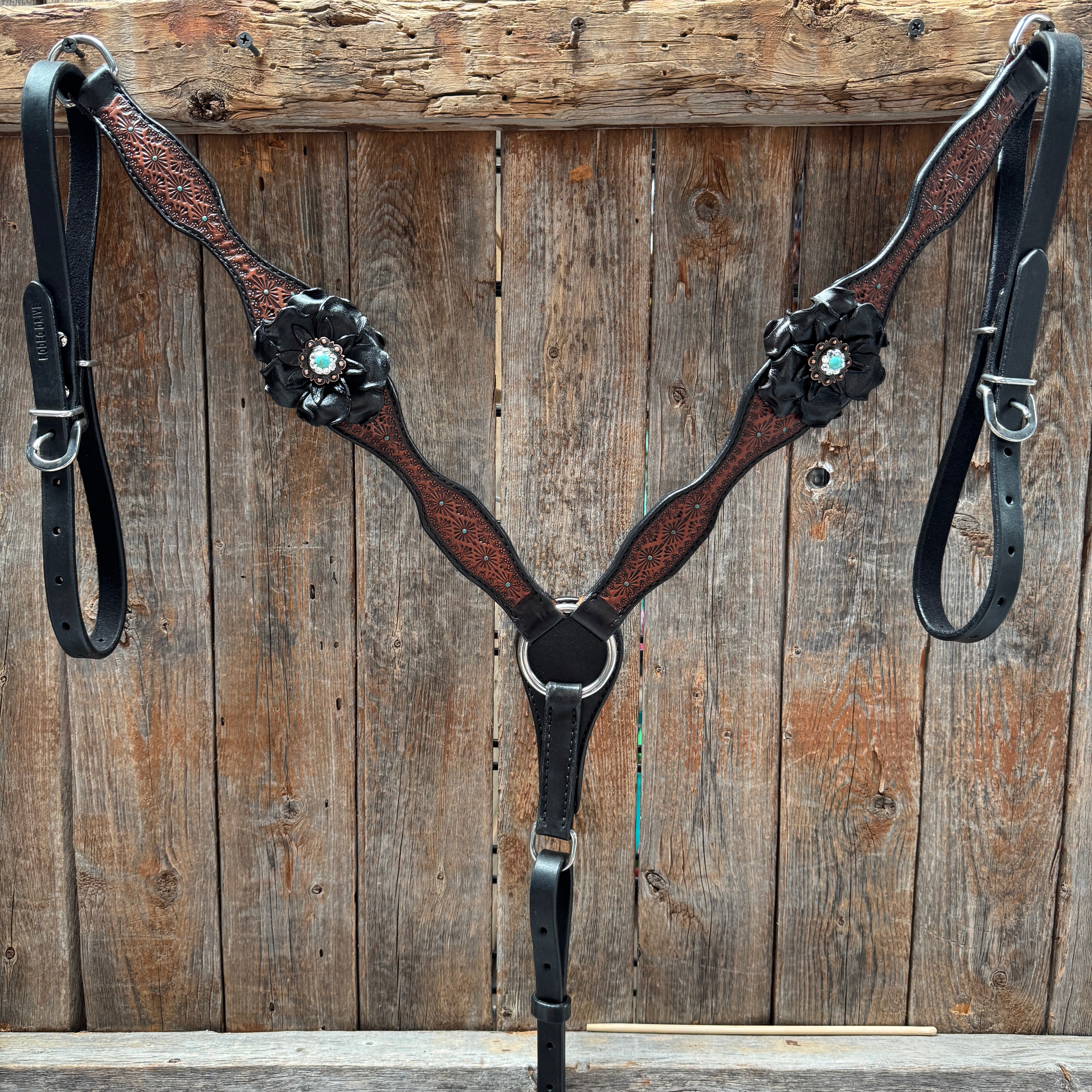 Teal Diamond Turquoise and Clear One Ear - Breastcollar Tack Set #OEBC452