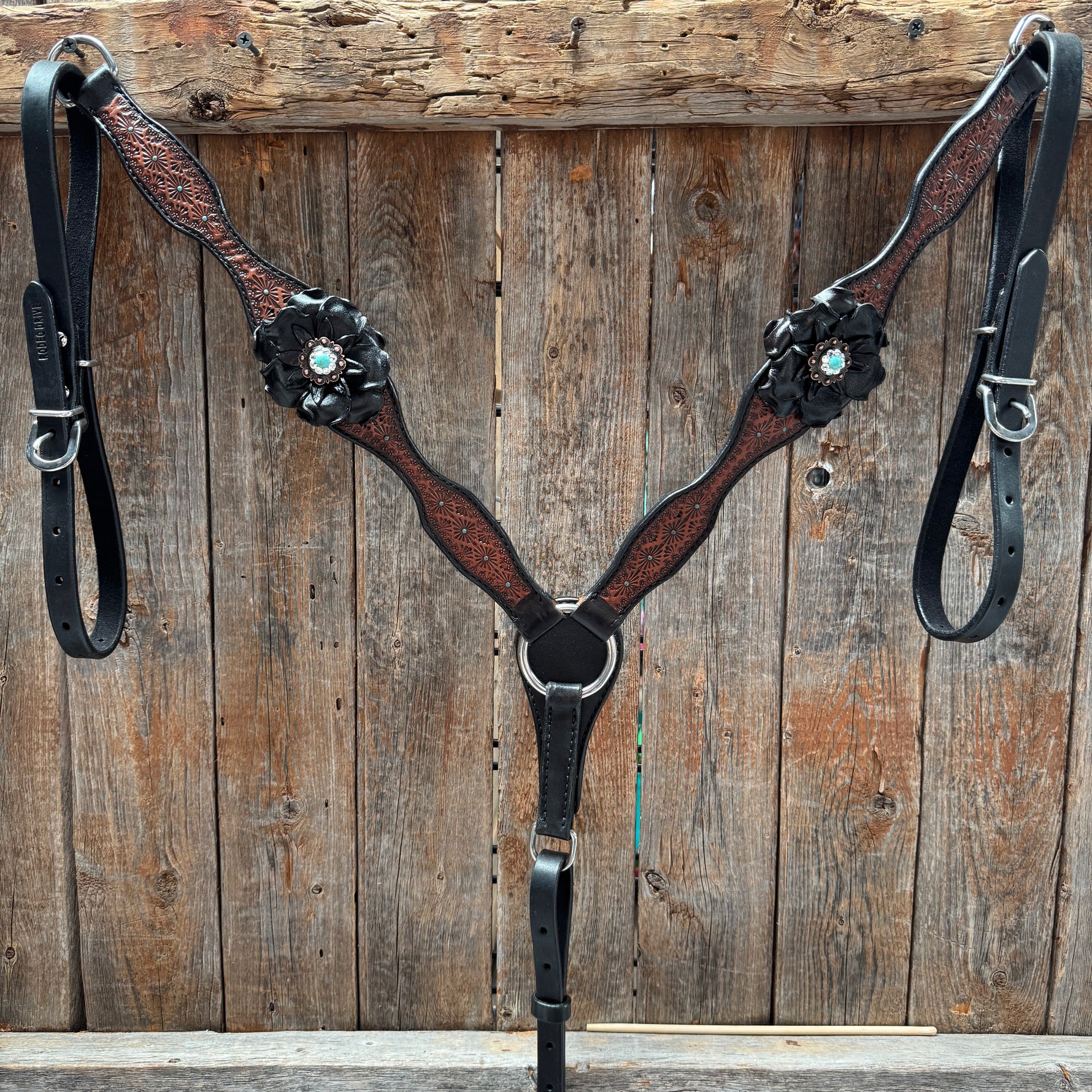 Teal Diamond Turquoise and Clear One Ear - Breastcollar Tack Set #OEBC452