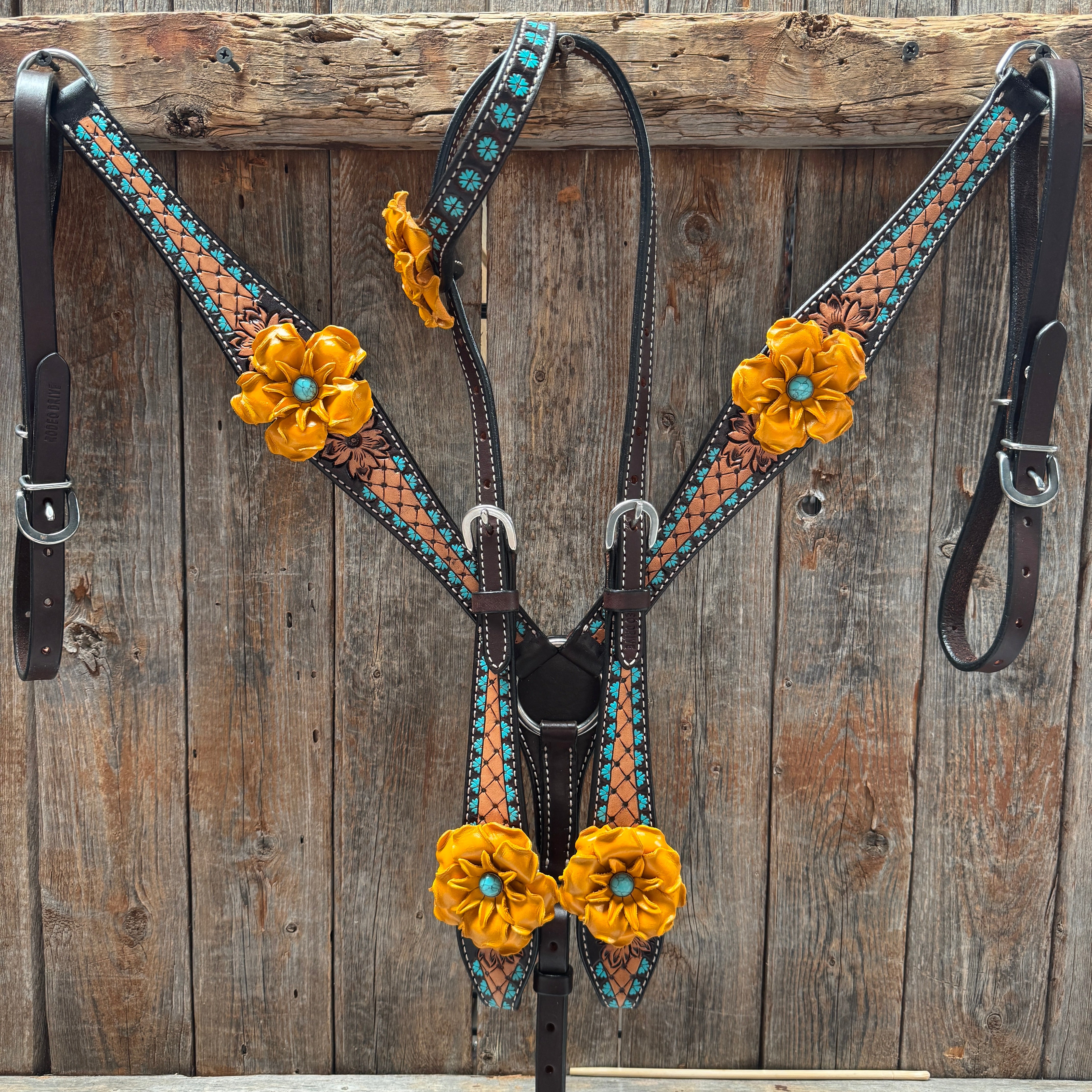 Multi Flower Gardenia & Turquoise One Ear - Breastcollar Tack Set #OEBC455