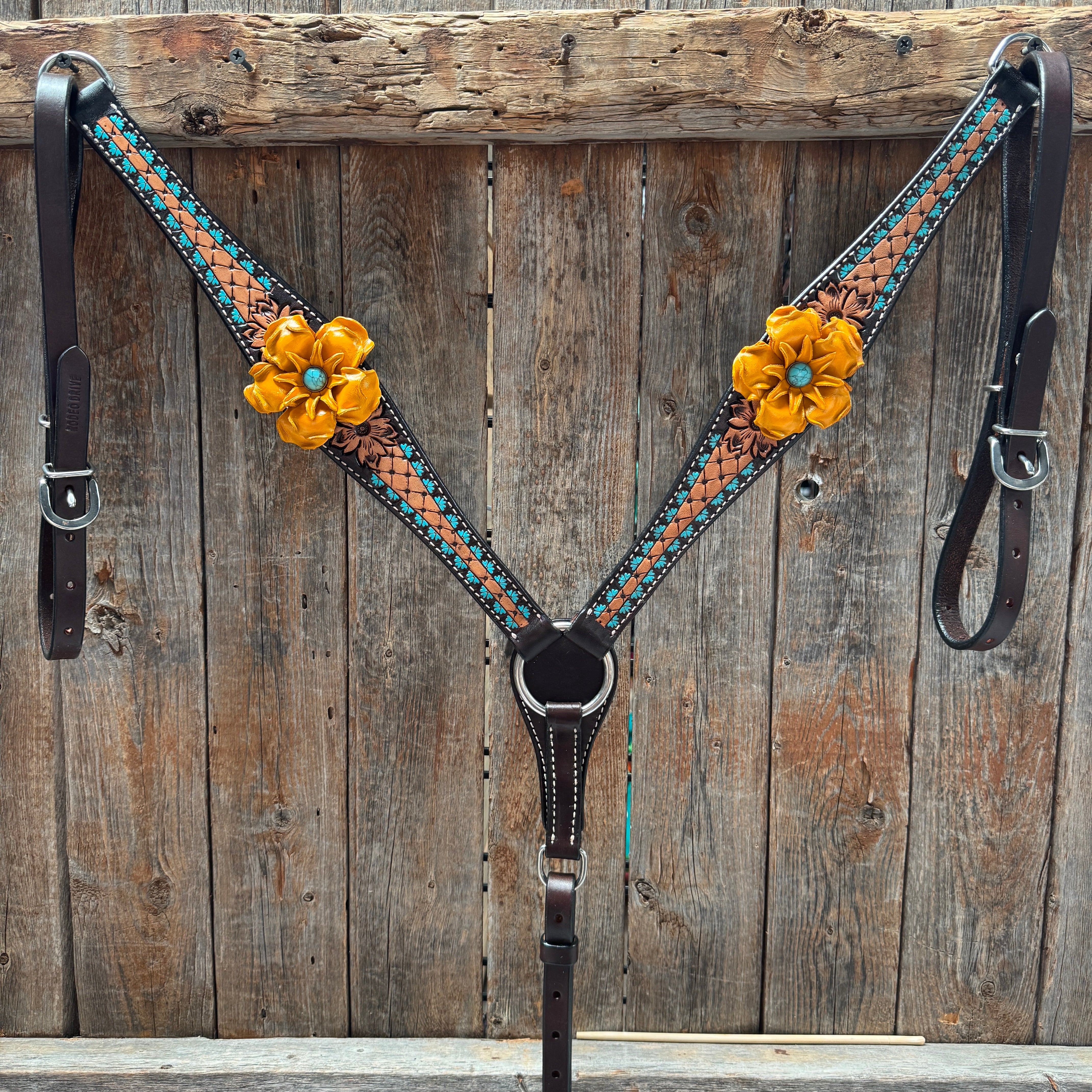 Multi Flower Gardenia & Turquoise One Ear - Breastcollar Tack Set #OEBC455