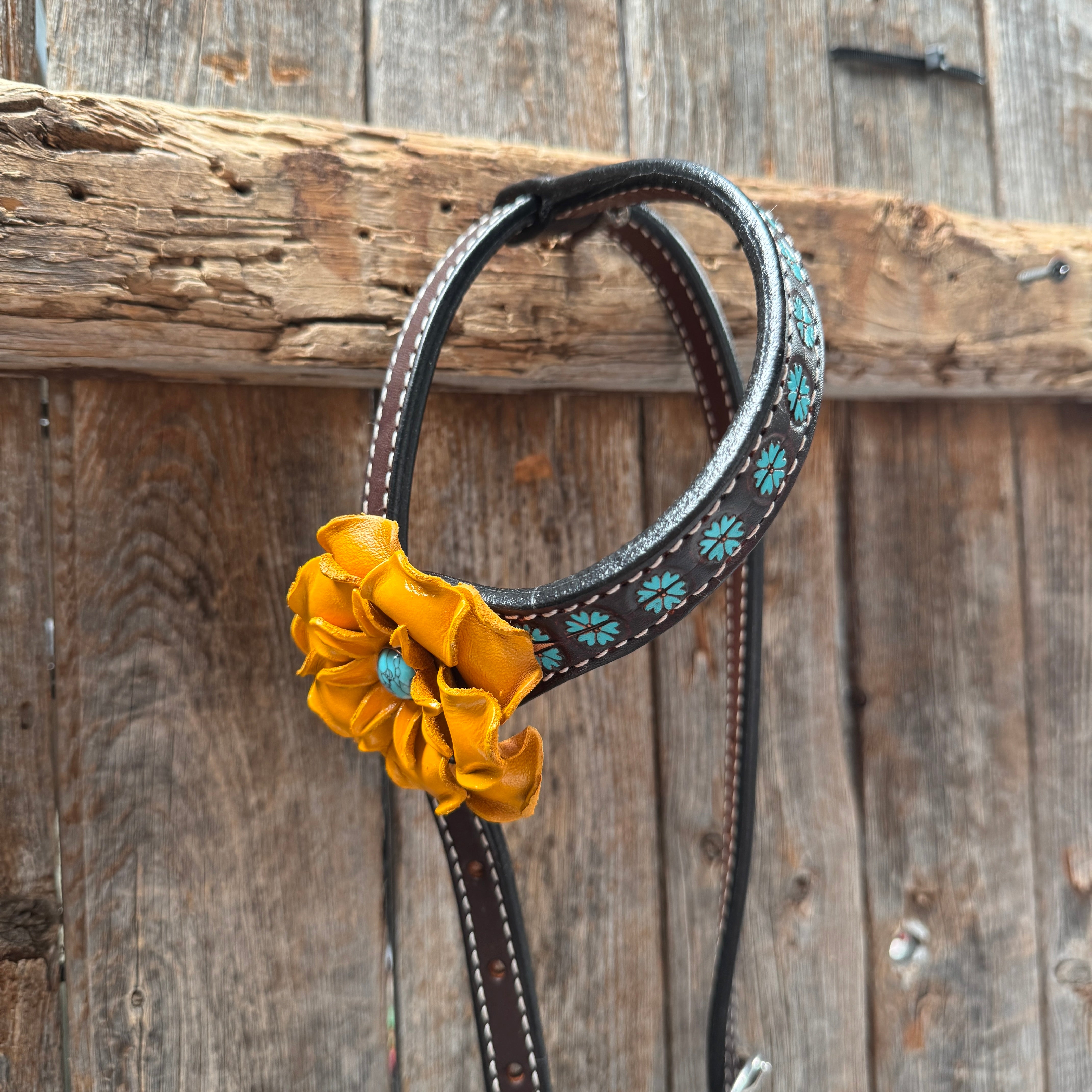 Multi Flower Gardenia & Turquoise One Ear - Breastcollar Tack Set #OEBC455