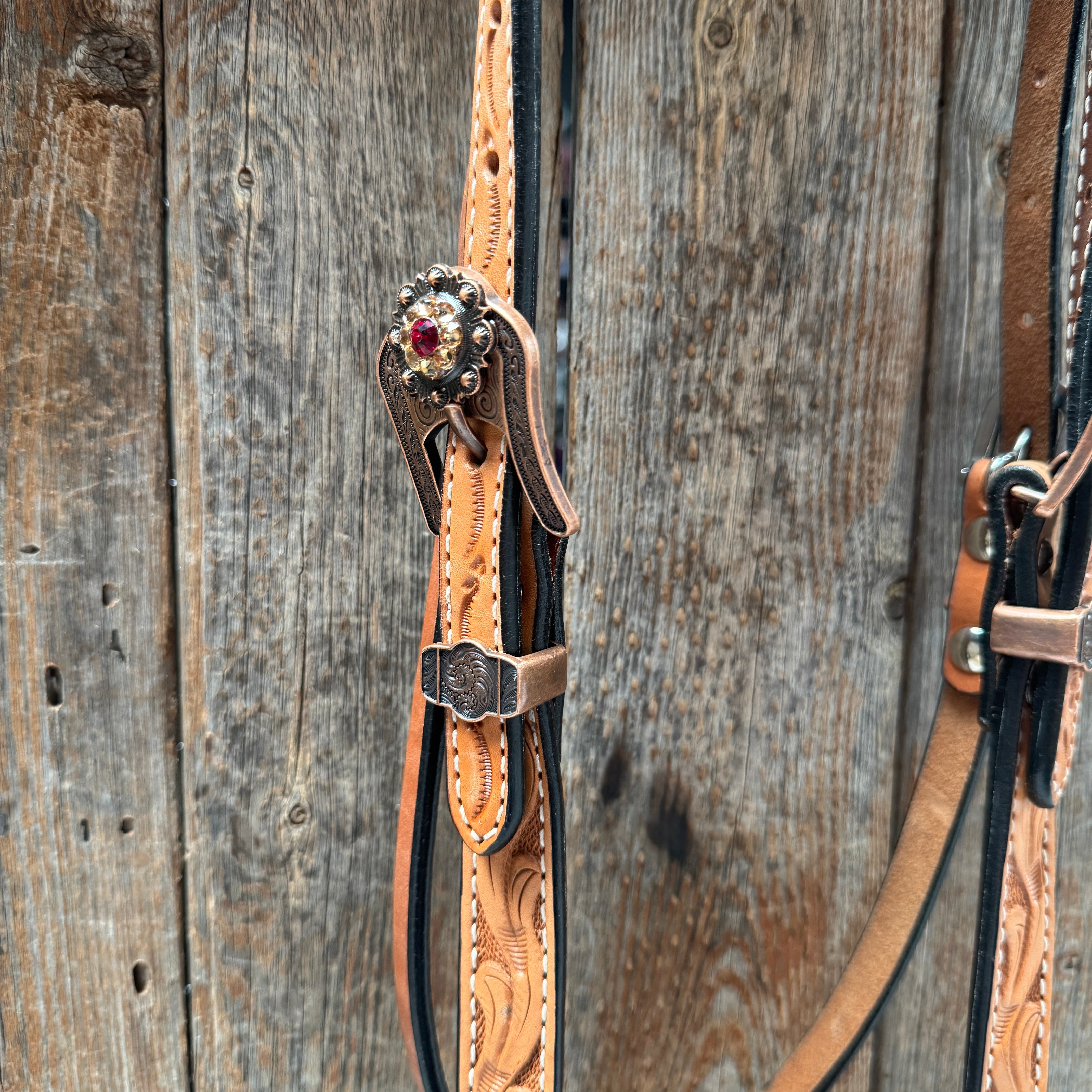 Light Oil Floral Tooled Ruby and Champagne Browband & Breastcollar Tack Set #BBBC461