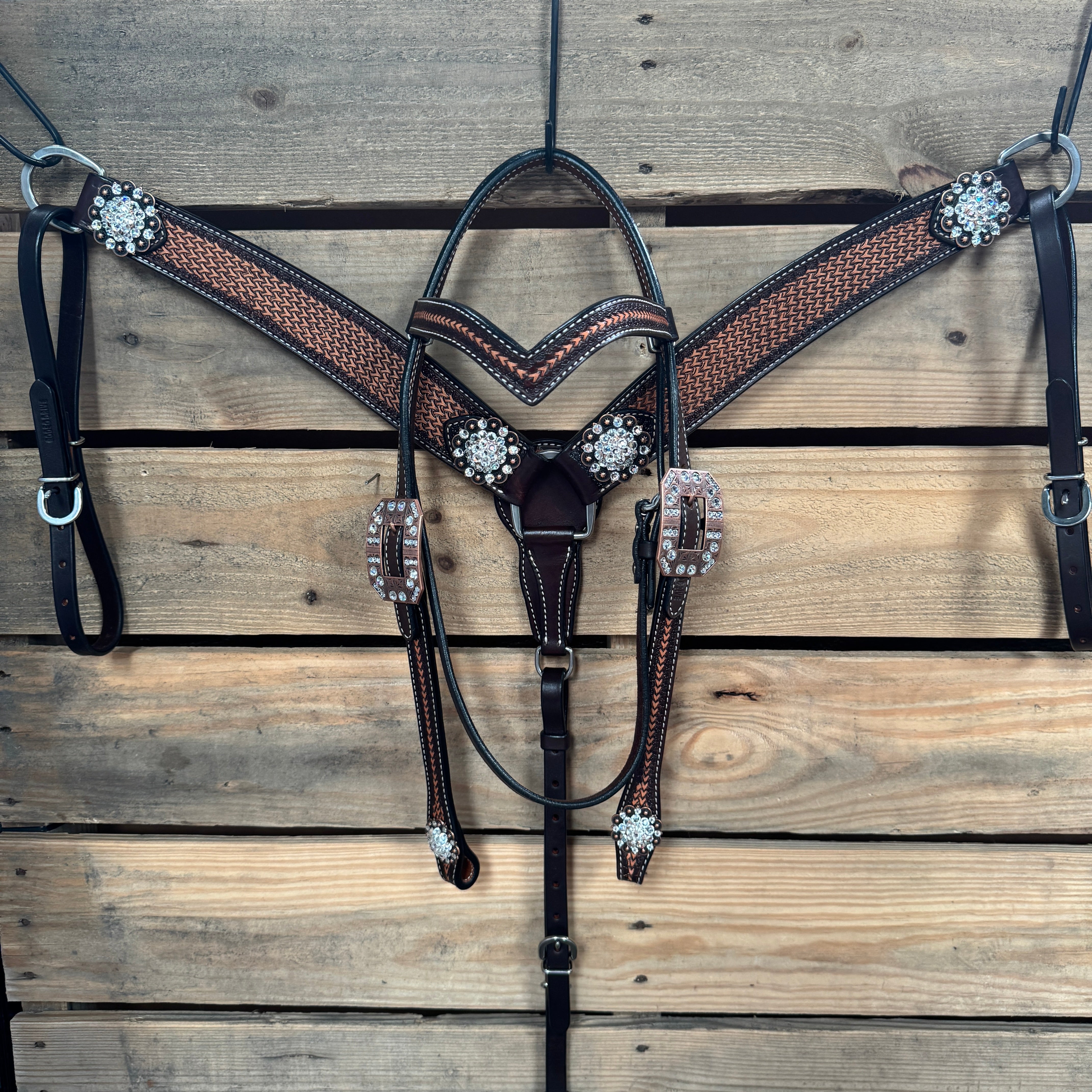 Foxtail Clear One Ear Headstall & Breastcollar Tack Set #BBBC467