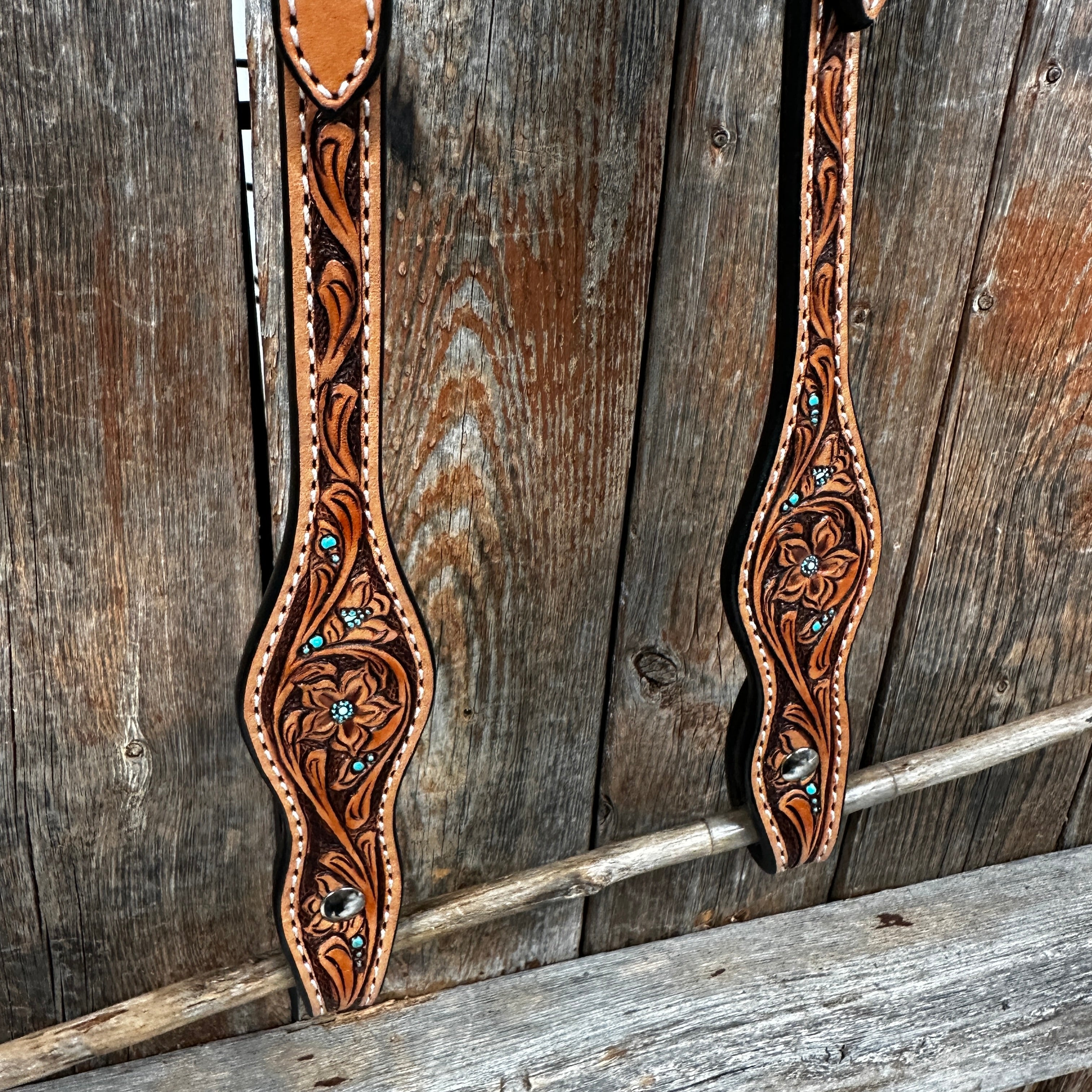 Light Oil Floral and Teal Dot Browband / One Ear Headstall and Breastcollar Tack Sets