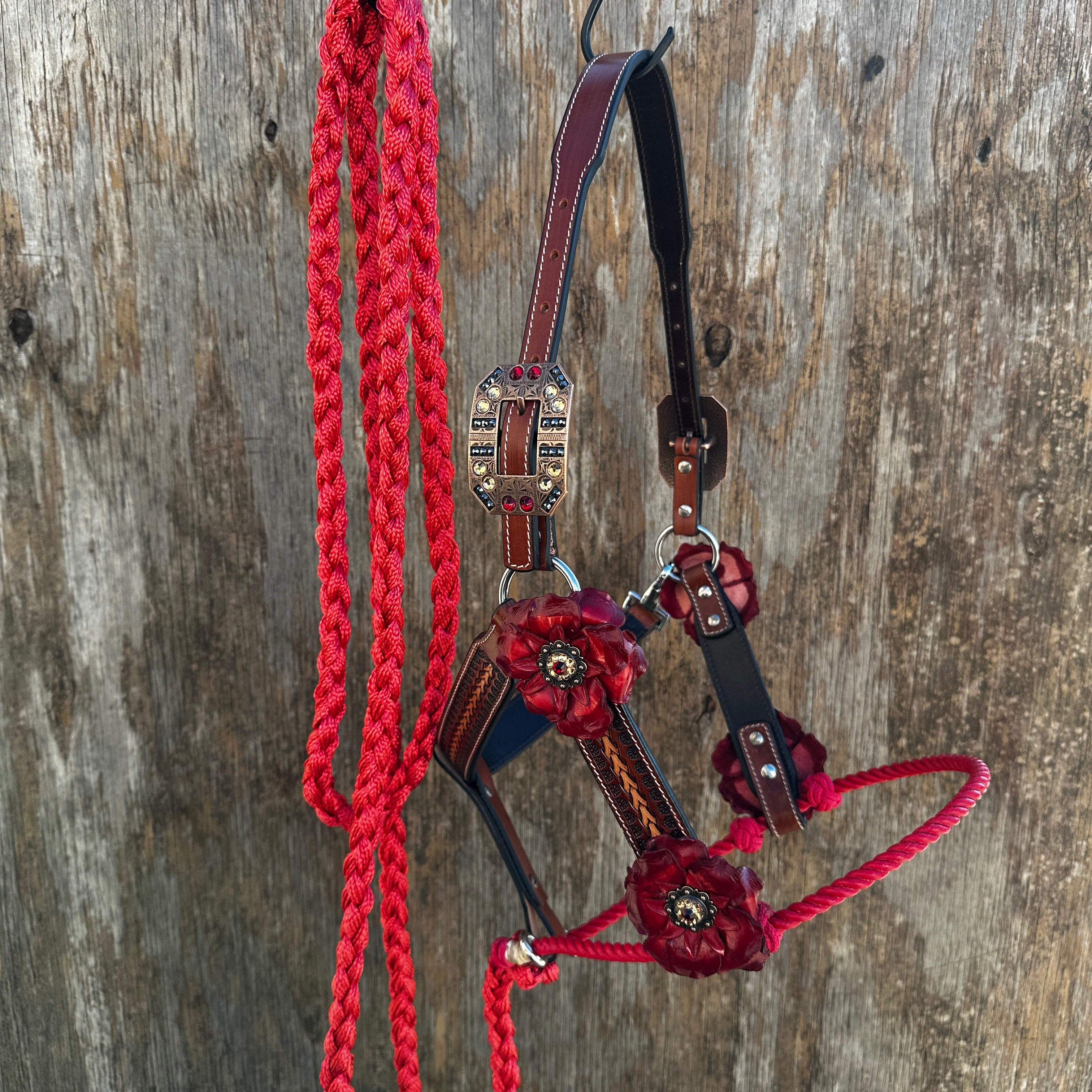 Fox Tail Tooled Lariat & Leather Combo Halter #LH110