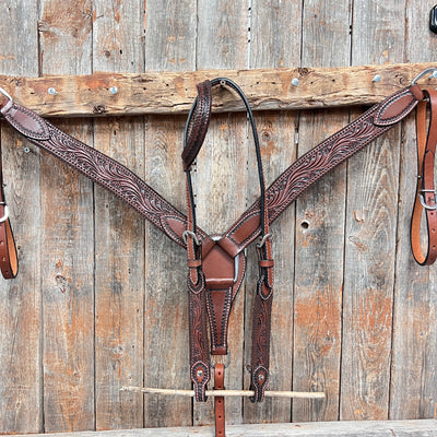 ONE EAR TACK SET
