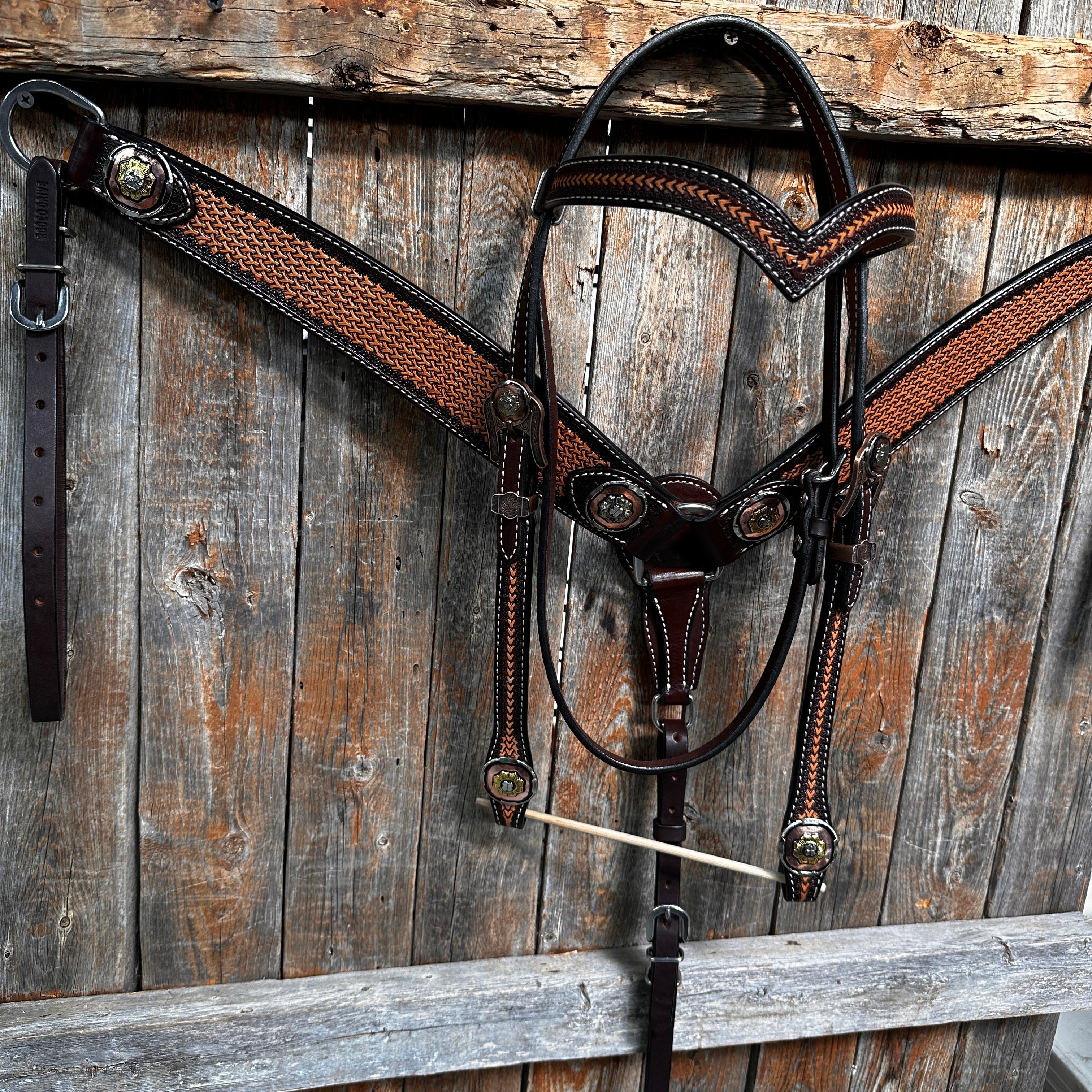 Foxtail and Copper Browband/One Ear Headstall & Breastcollar Tack Set #BBBC589