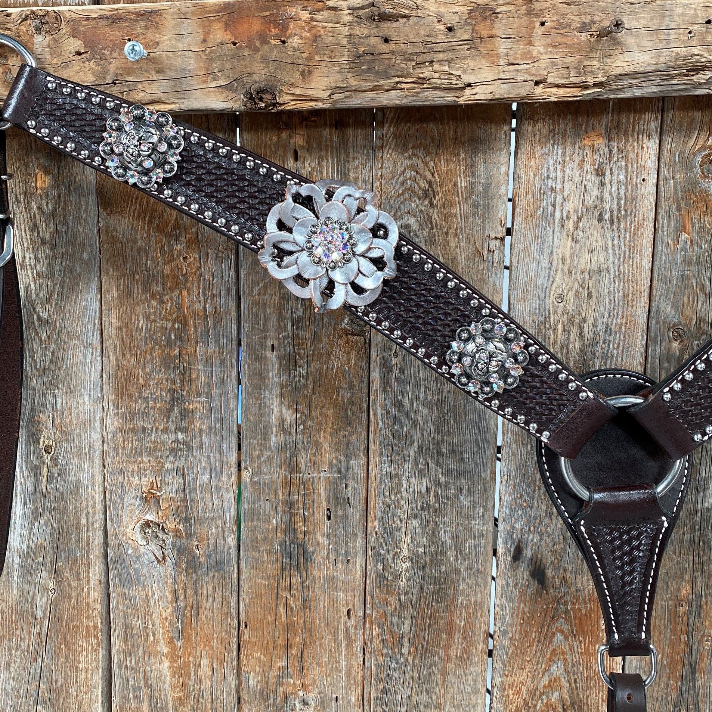 Dark Oil Silver Dot Flowers and Skulls Browband / One Ear Tack Set #BBBC565
