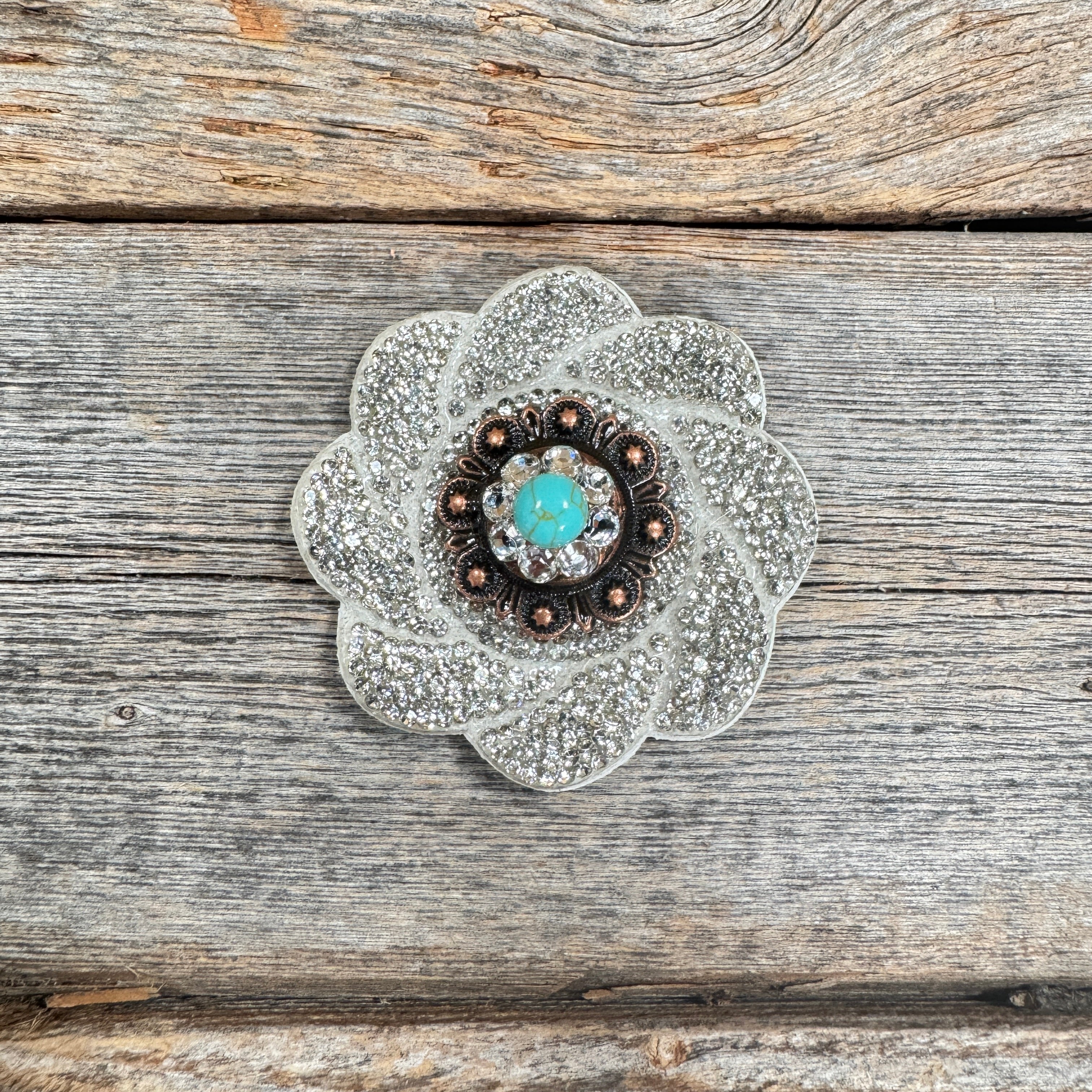 White Flower Rhinestone Rosette - Assorted Conchos