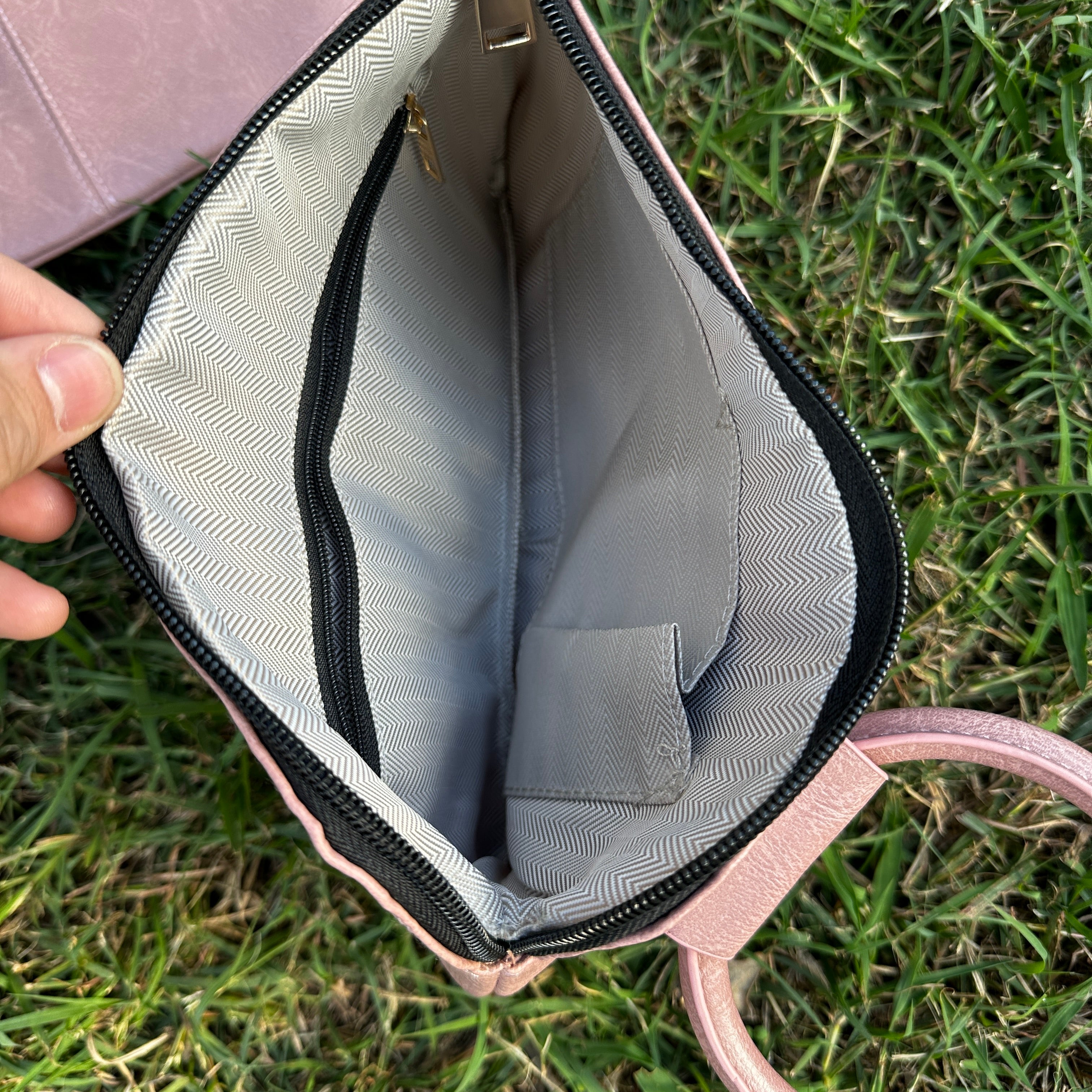 Light Pink Wristlet Purse HP100