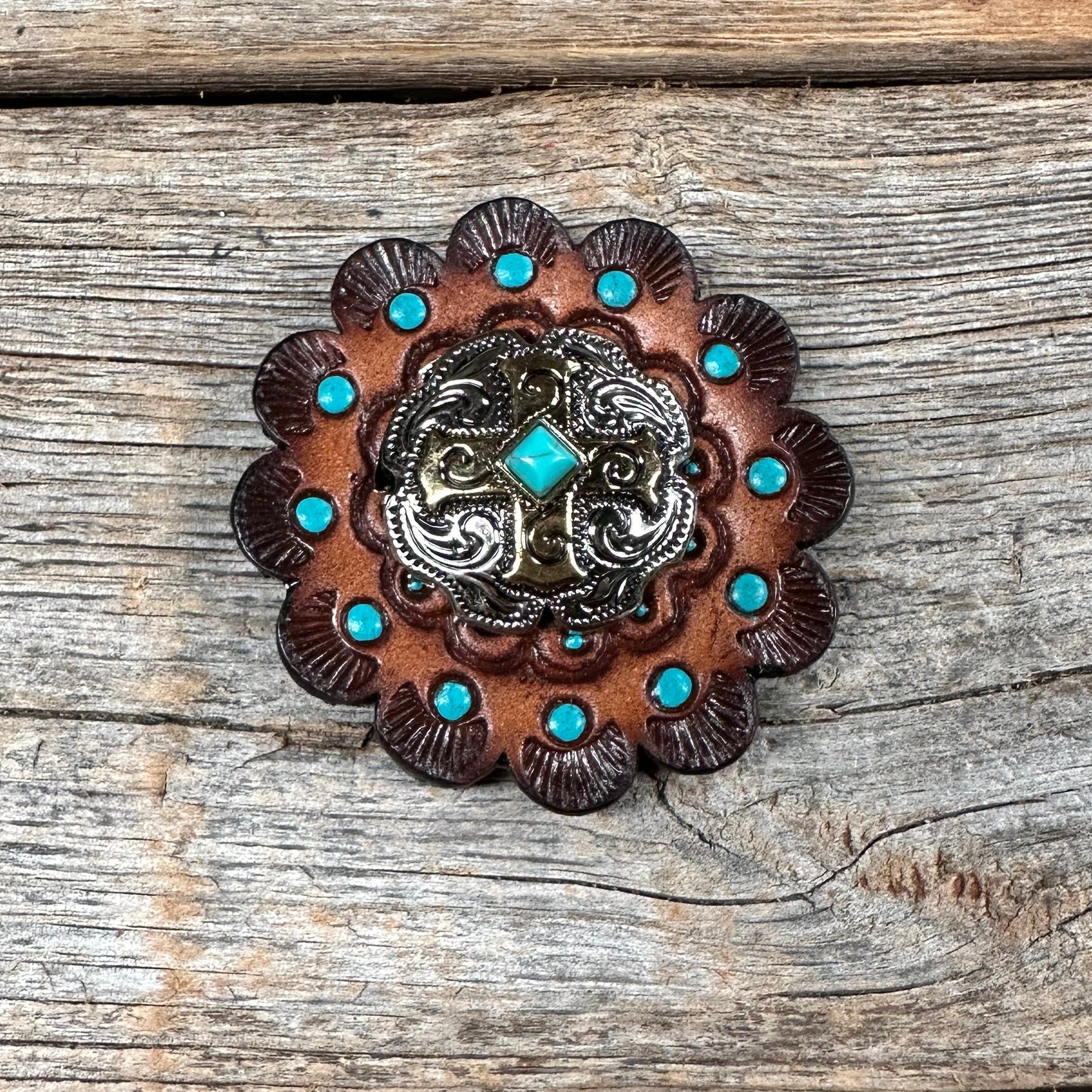 Antique Silver & Gold Western Concho W189