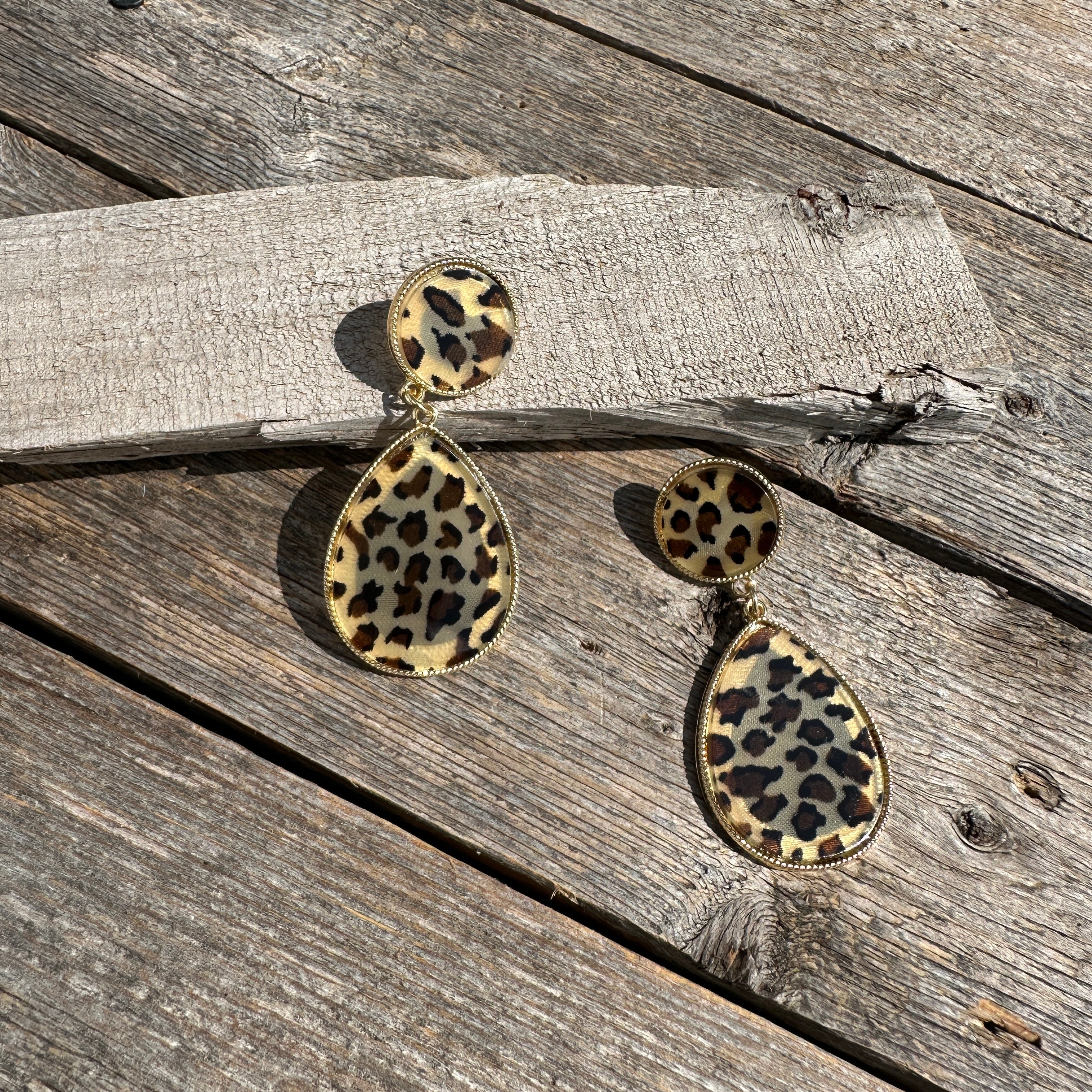Dark Rodeo Style Animal Print Fashion Earrings