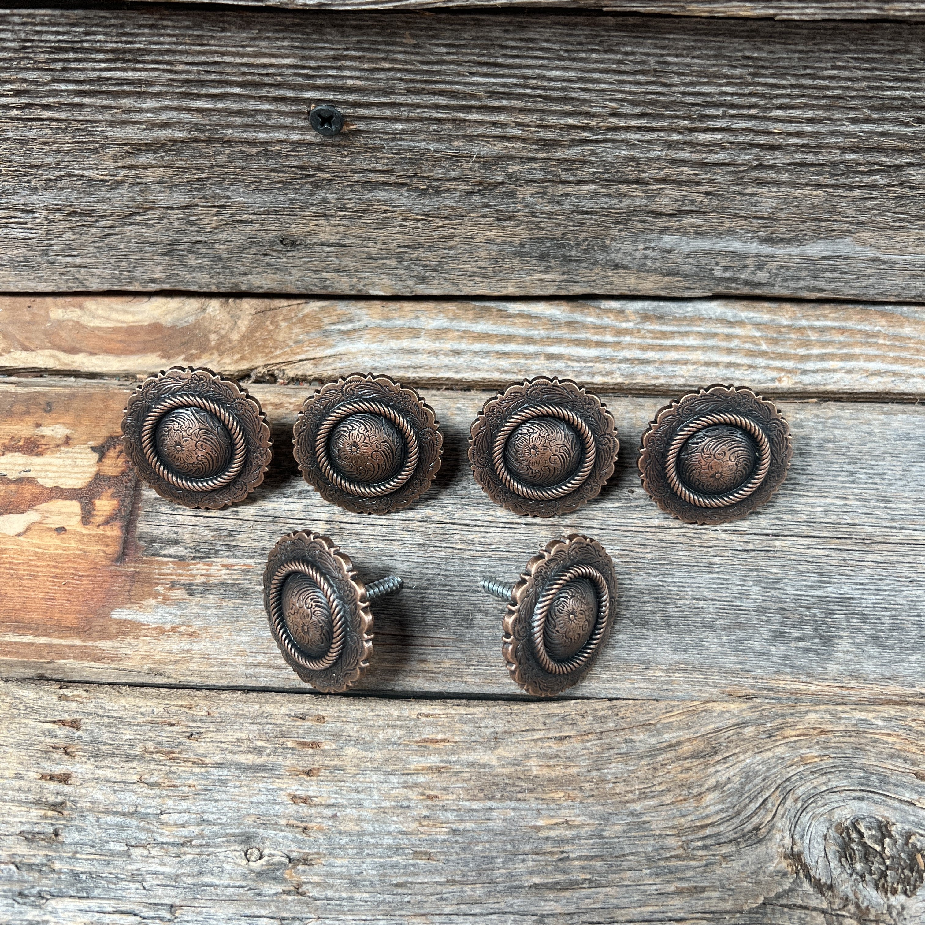 Copper Round Western Concho W101