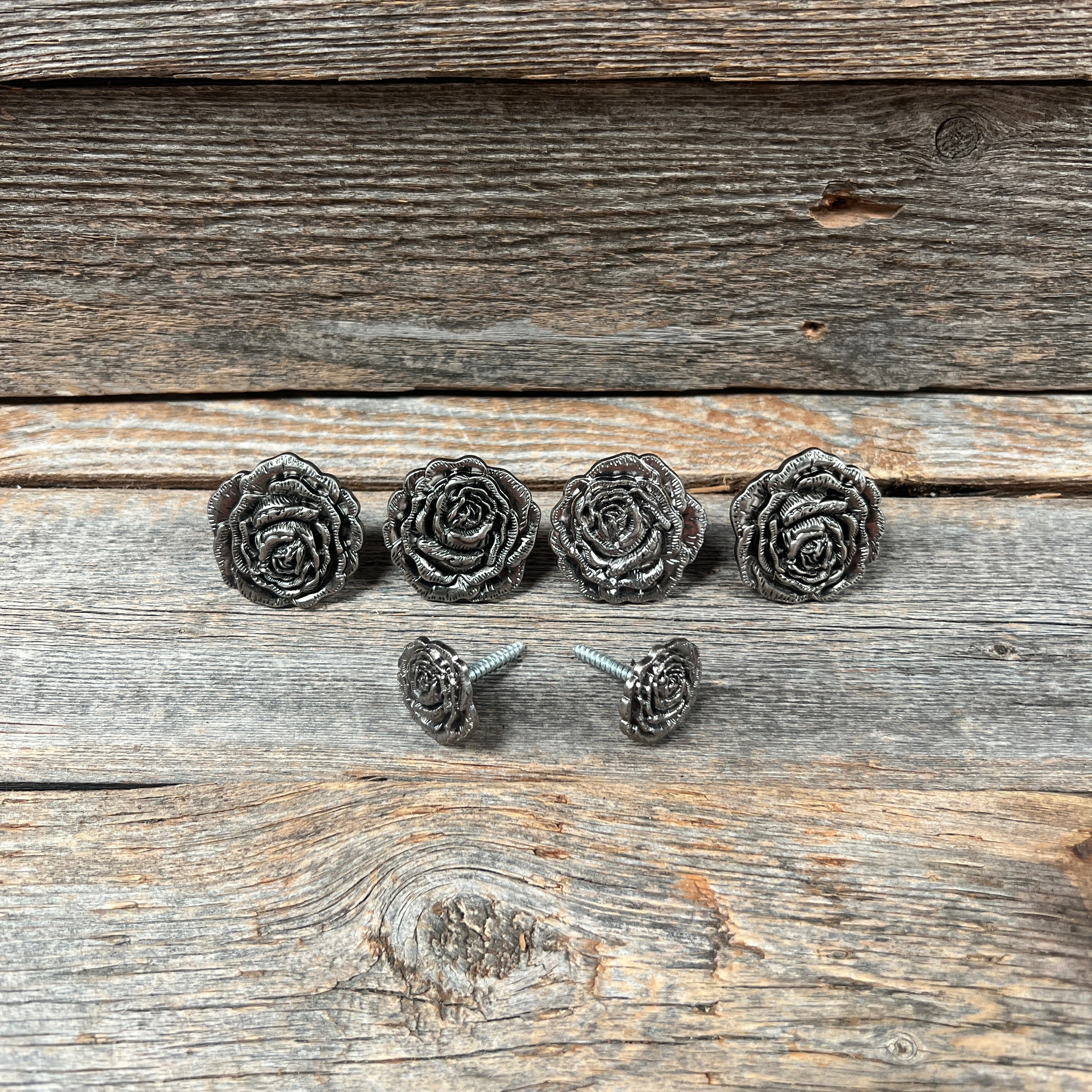 Antique Silver Rose Western Concho W108