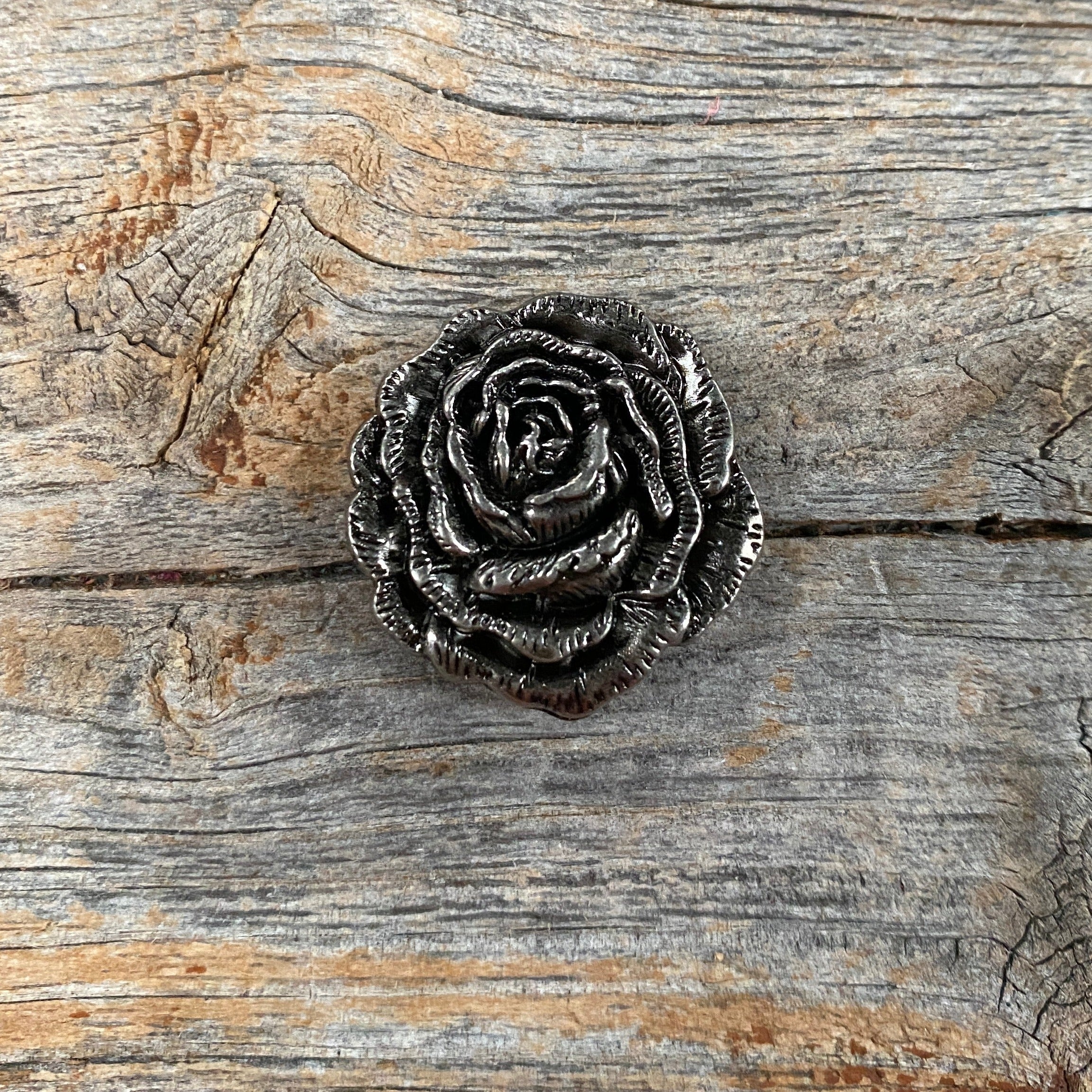 Antique Silver Rose Western Concho W108