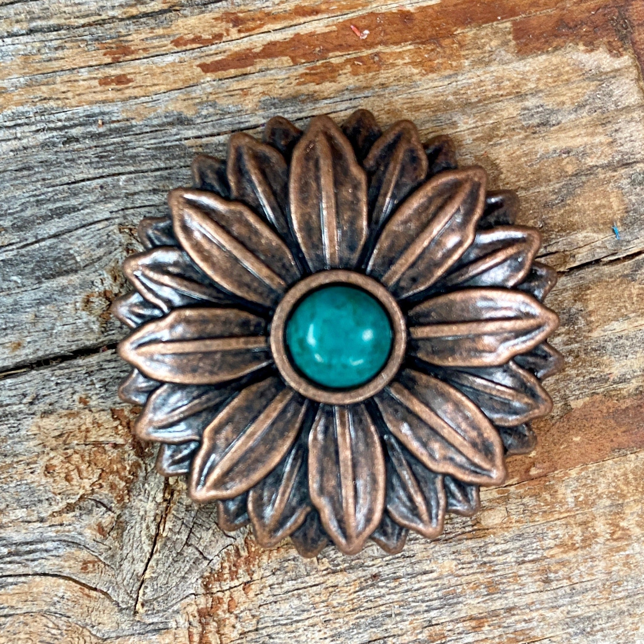 Copper Daisy Turquoise Western Concho W132
