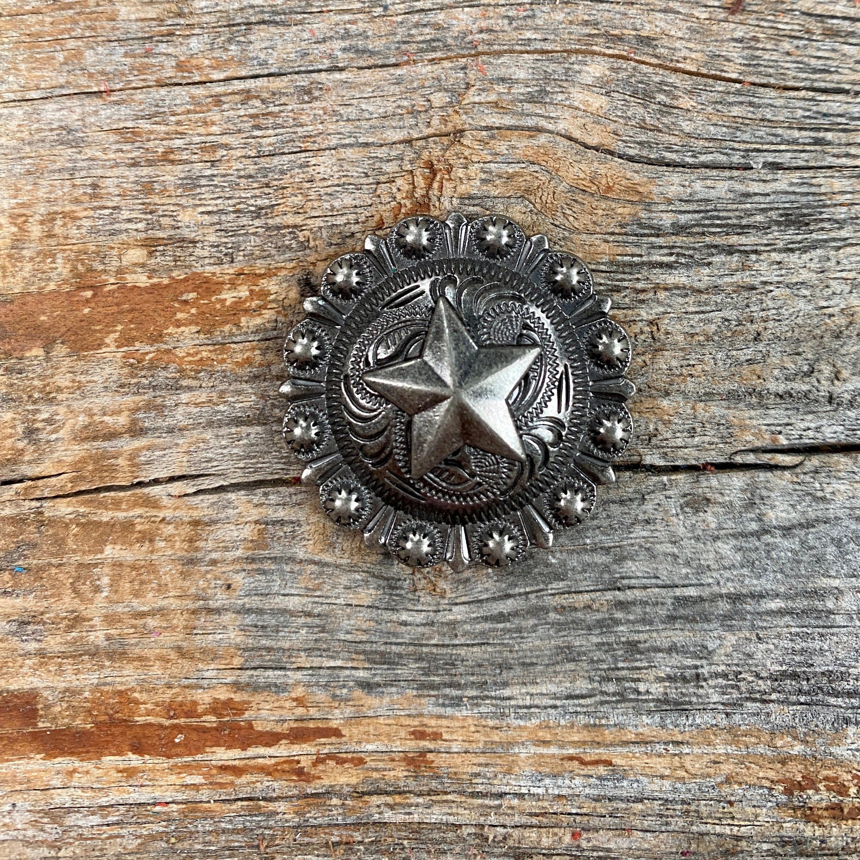 Antique Silver Star Western Concho W174
