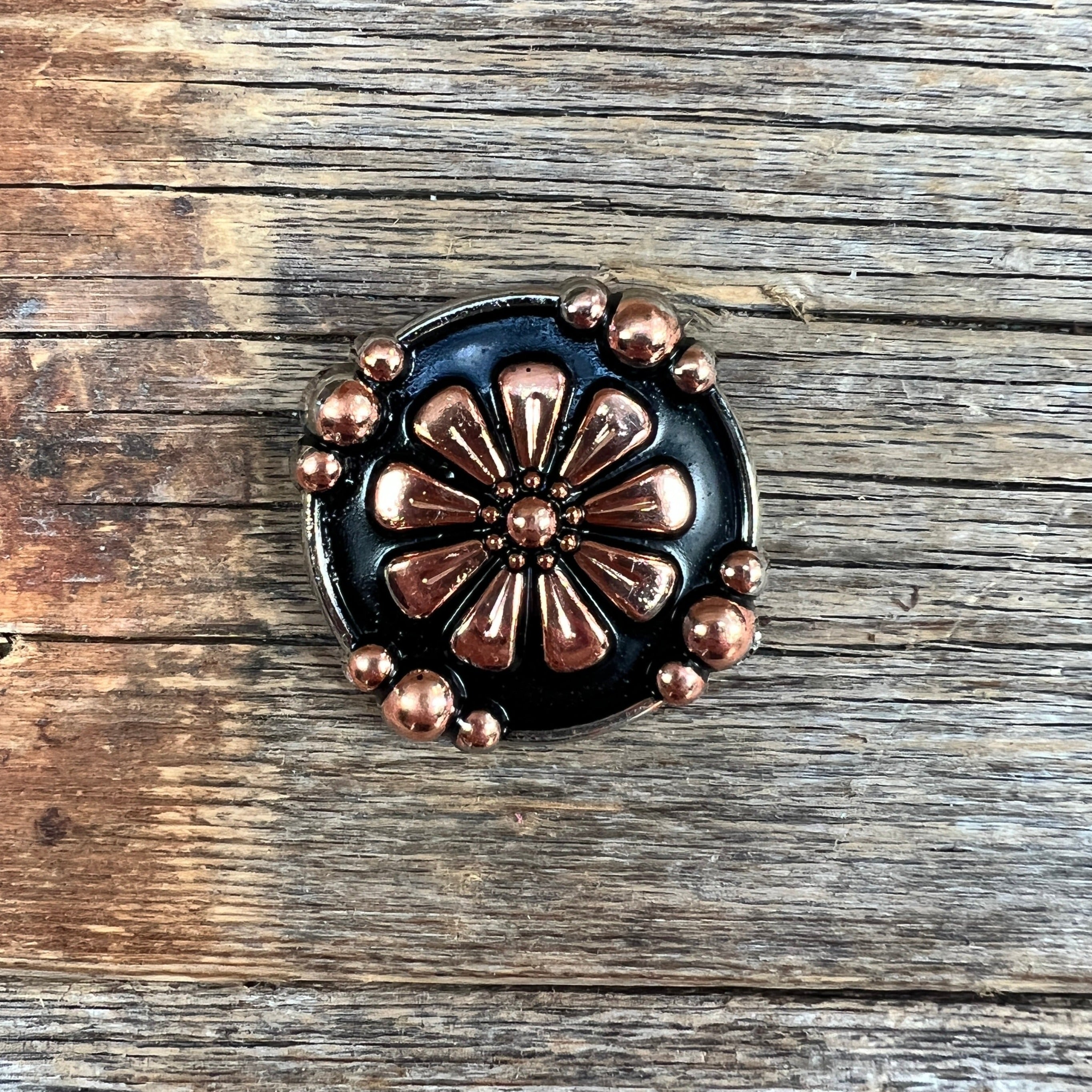 Copper Flower Western Concho W196