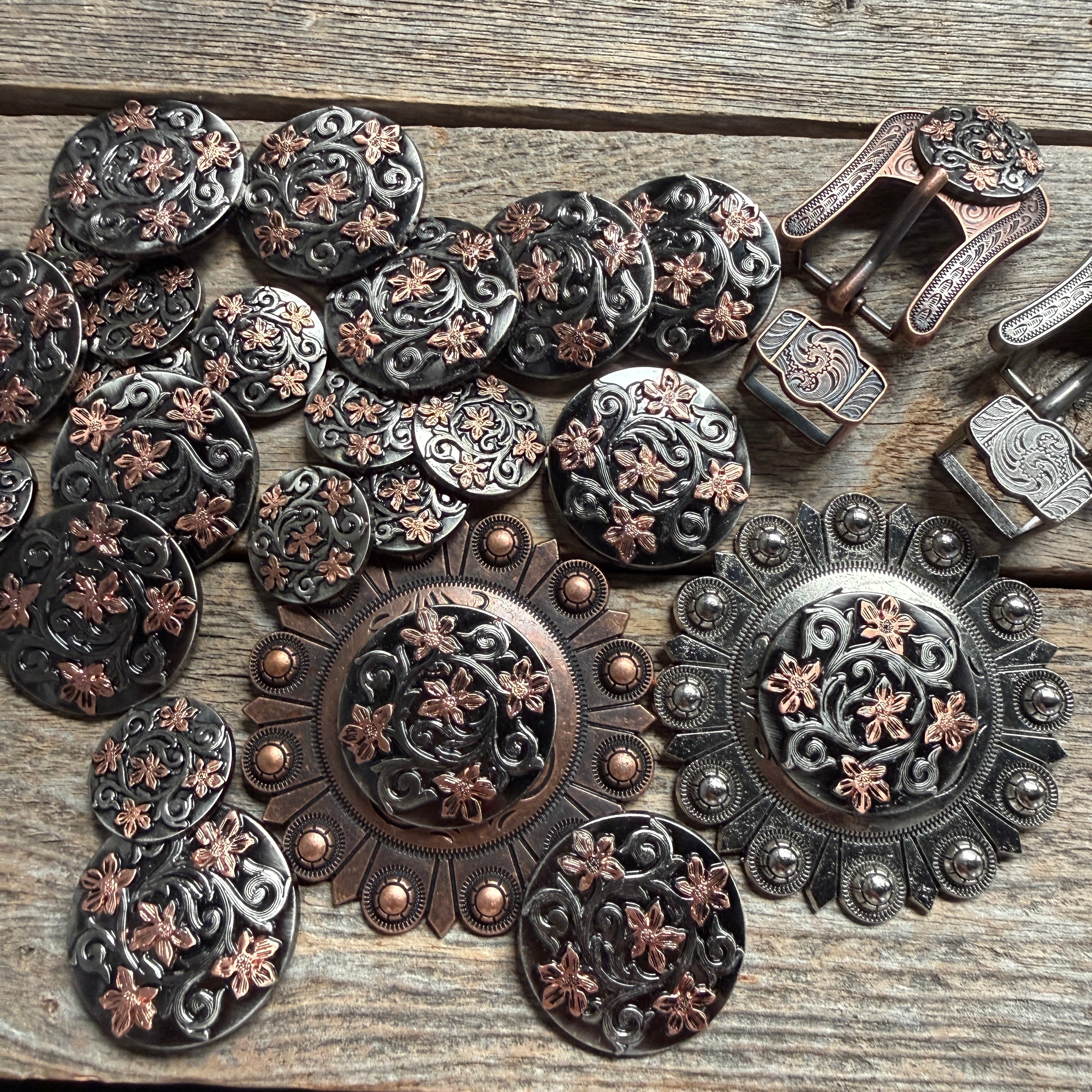 Silver - Copper Floral Western Concho W200