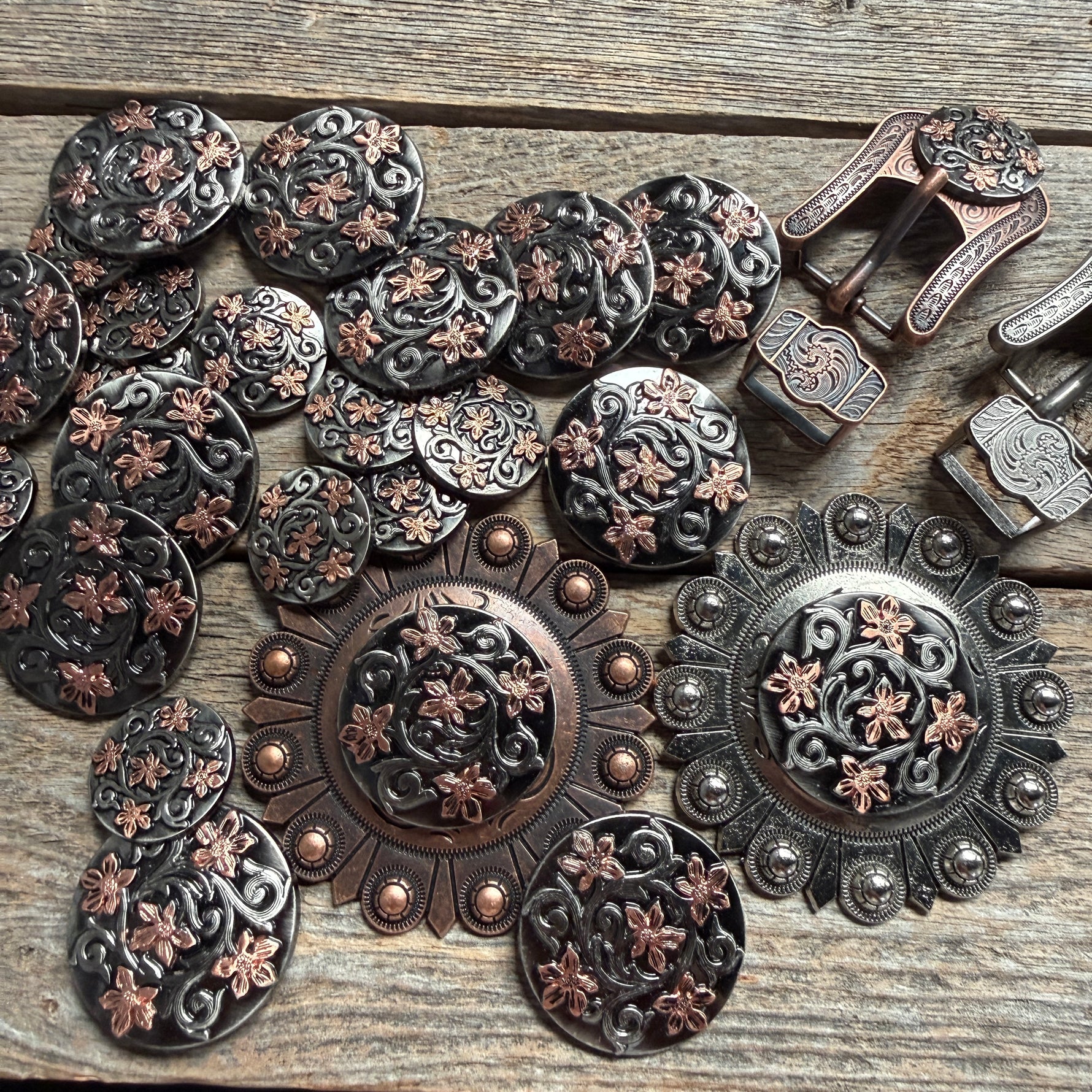 Silver - Copper Floral Western Concho W200