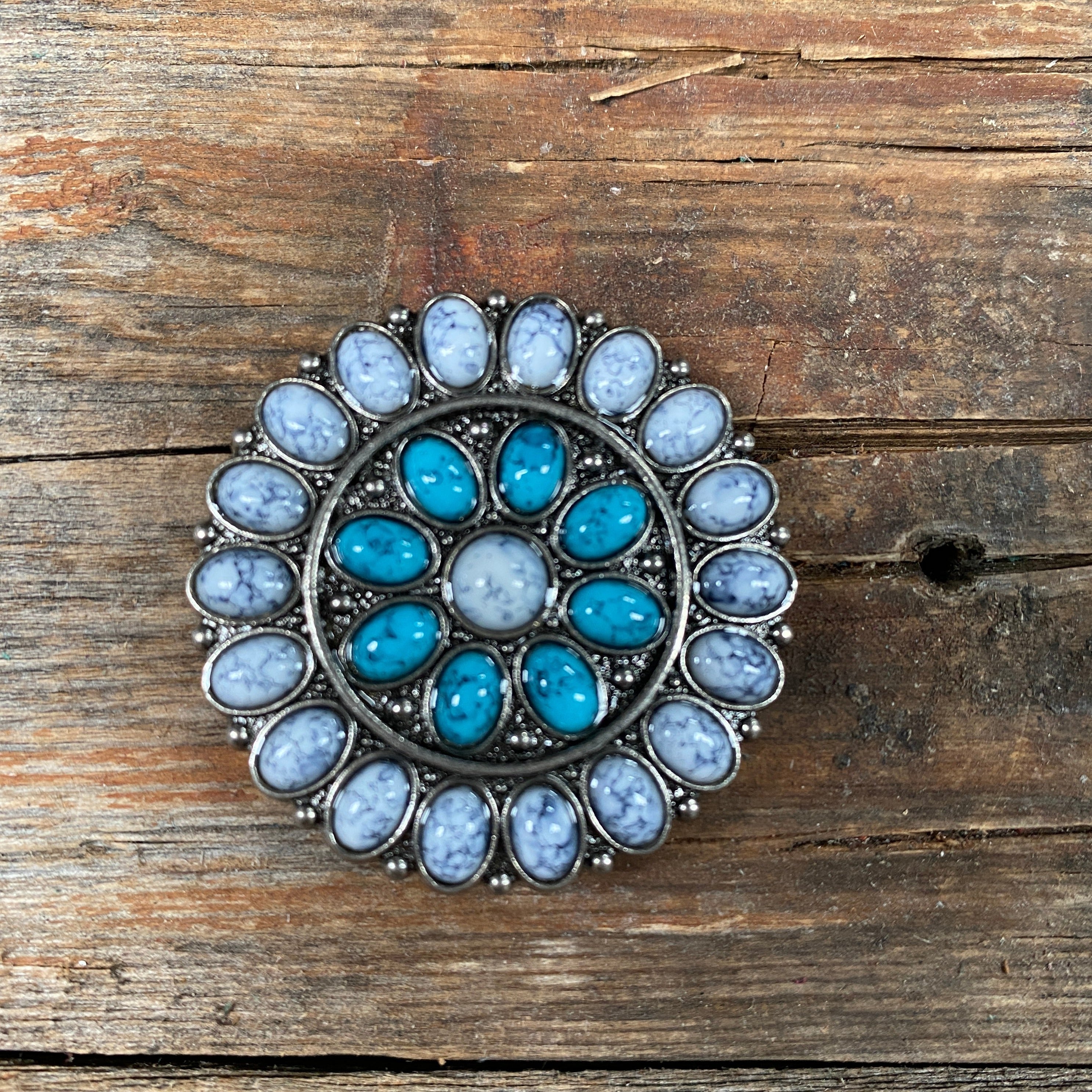 Blue and White Turquoise Western Concho W212