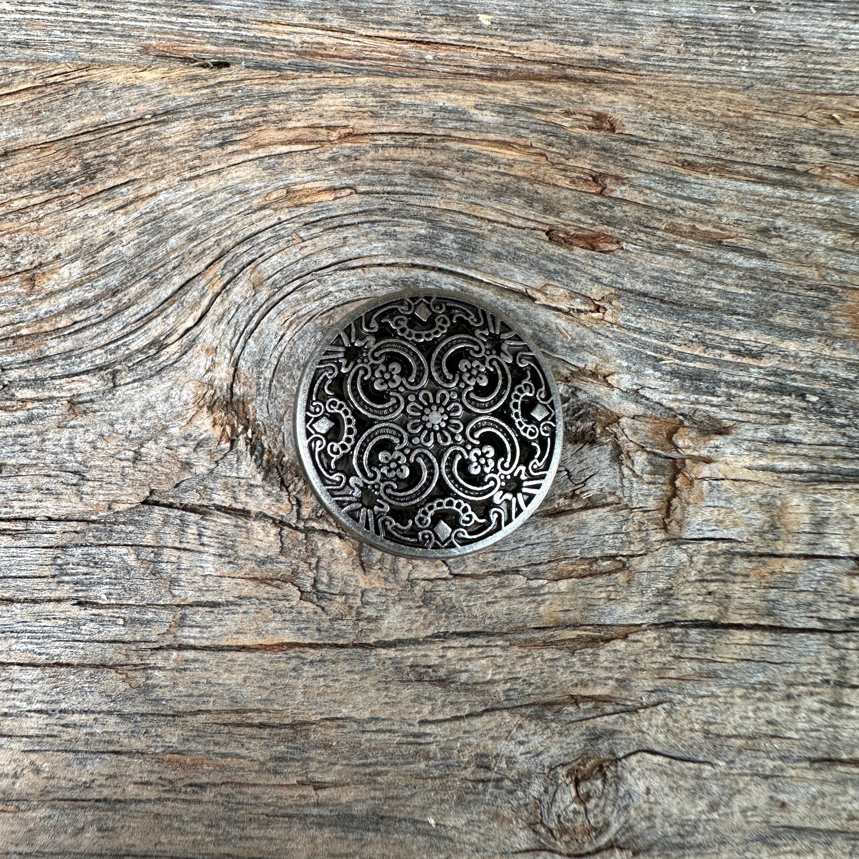 Antique Silver Floral Engraved Western Concho W225