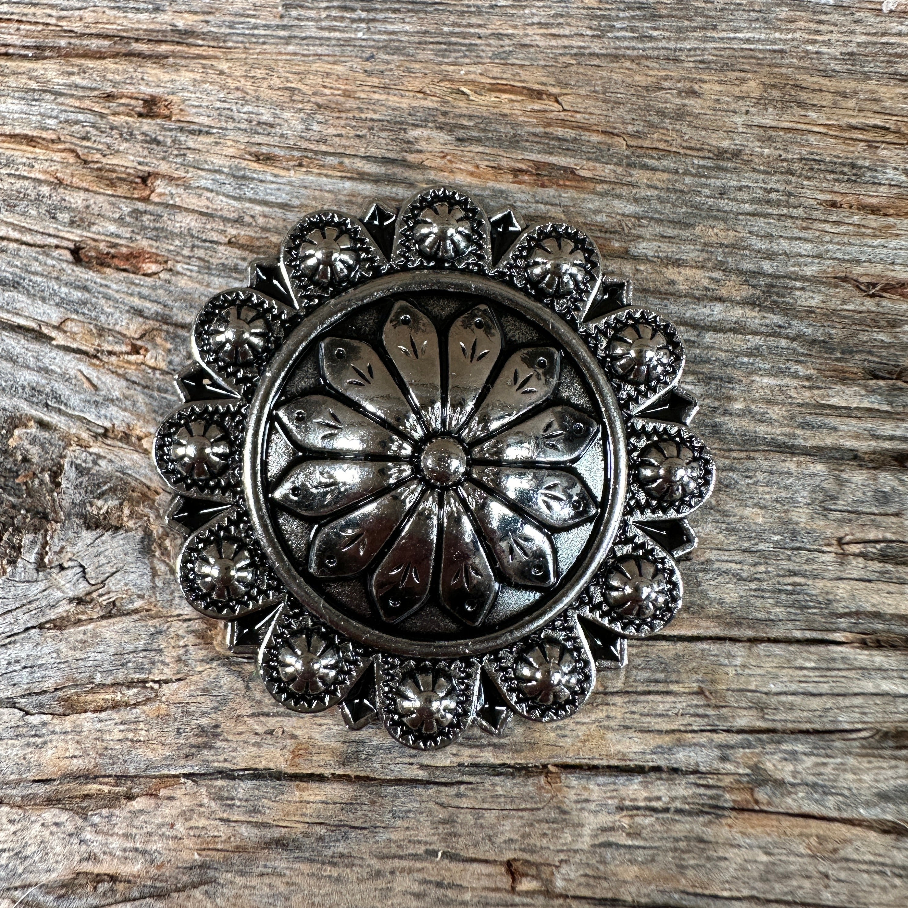 Antique Silver Flower and Berry Western Concho W226