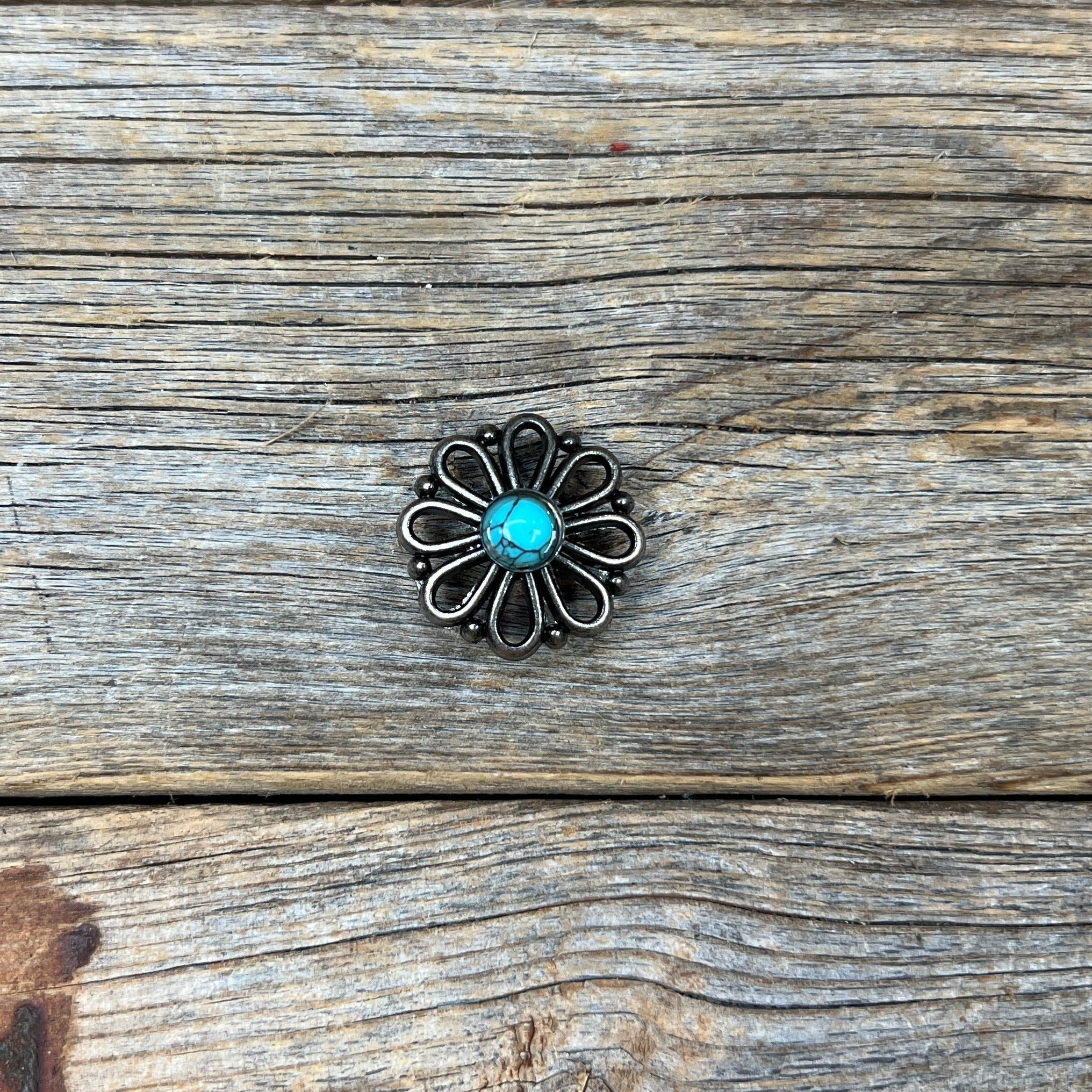 Antique Silver Turquoise Flower Western Concho W231