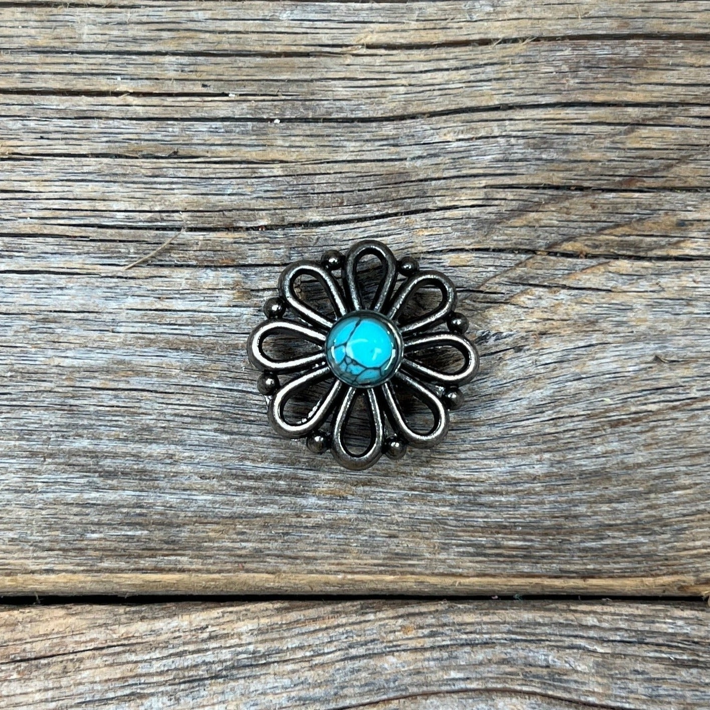 Antique Silver Turquoise Flower Western Concho W231