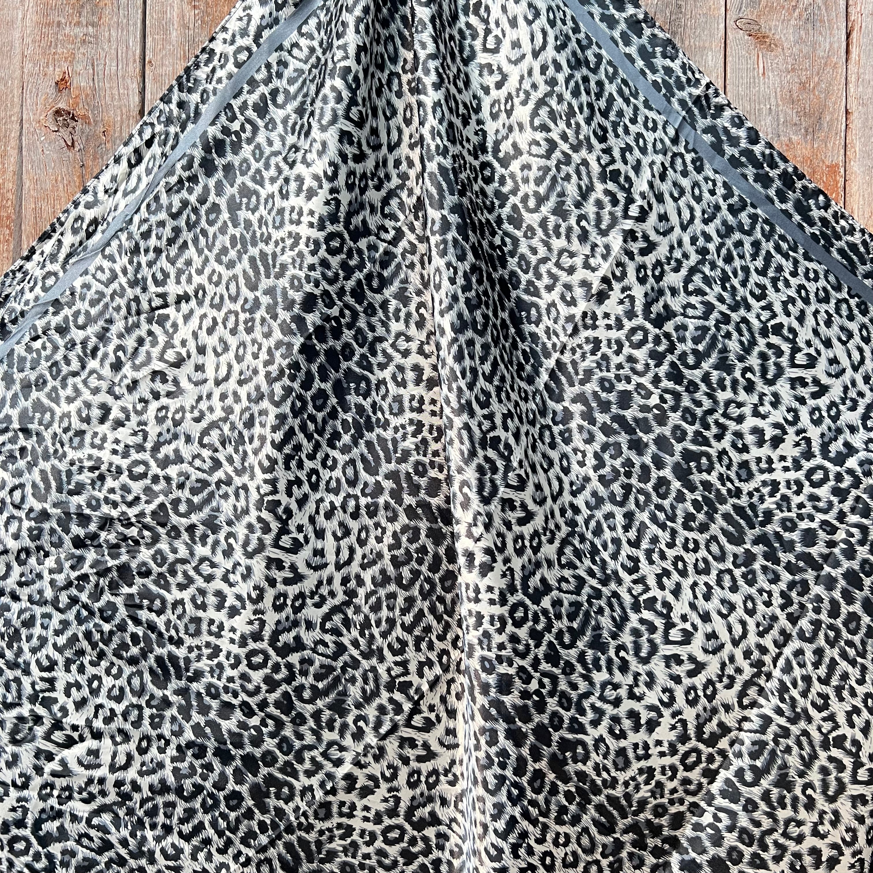 35X35" Snow Leopard Wild Rag / Scarf - Copper Clear Crystal Slide WRC167C