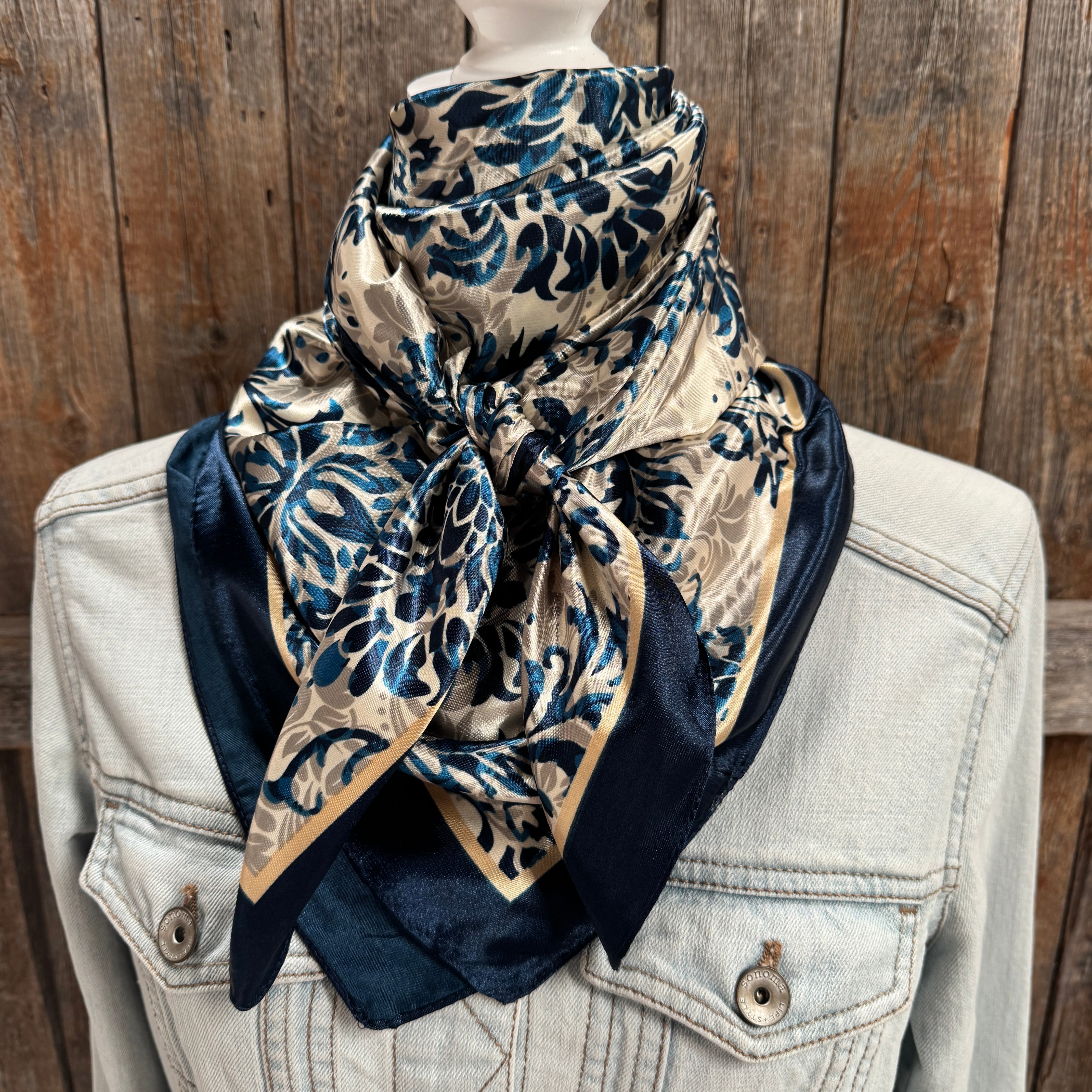 35X35"  Cream and Blue Floral Wild Rag /Scarf WR2404
