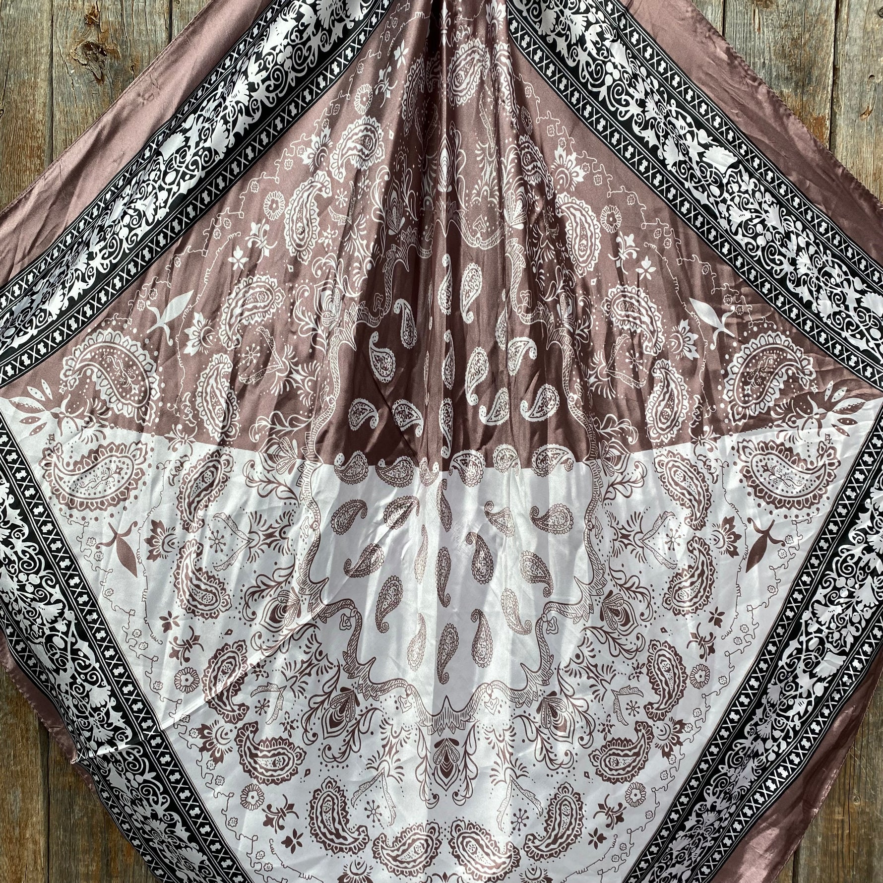 35X35" Two Tone Paisley Wild Rag / Scarf -W103 Slide WRC2557B