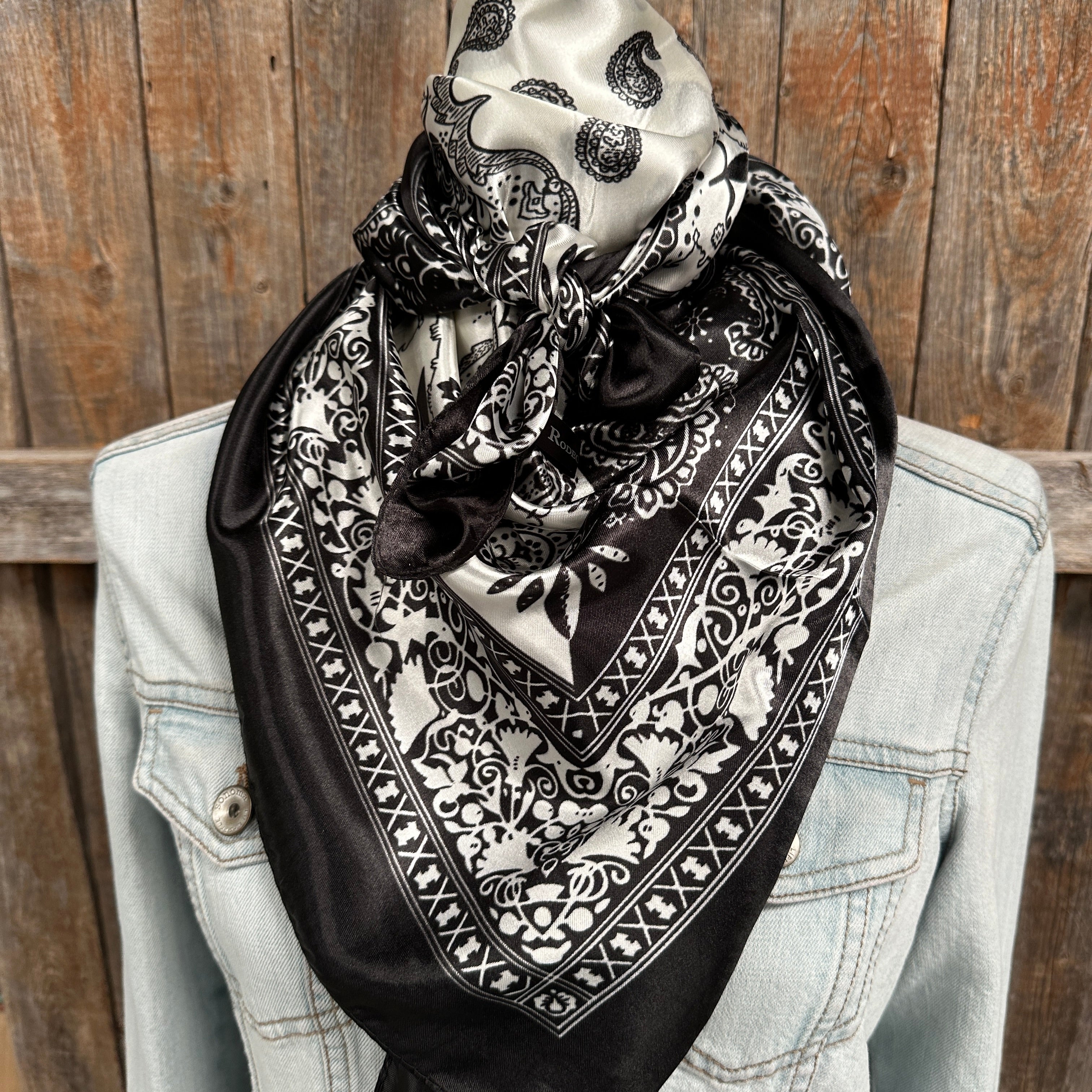 35X35" Black and White Paisley Wild Rag / Scarf WR2559X