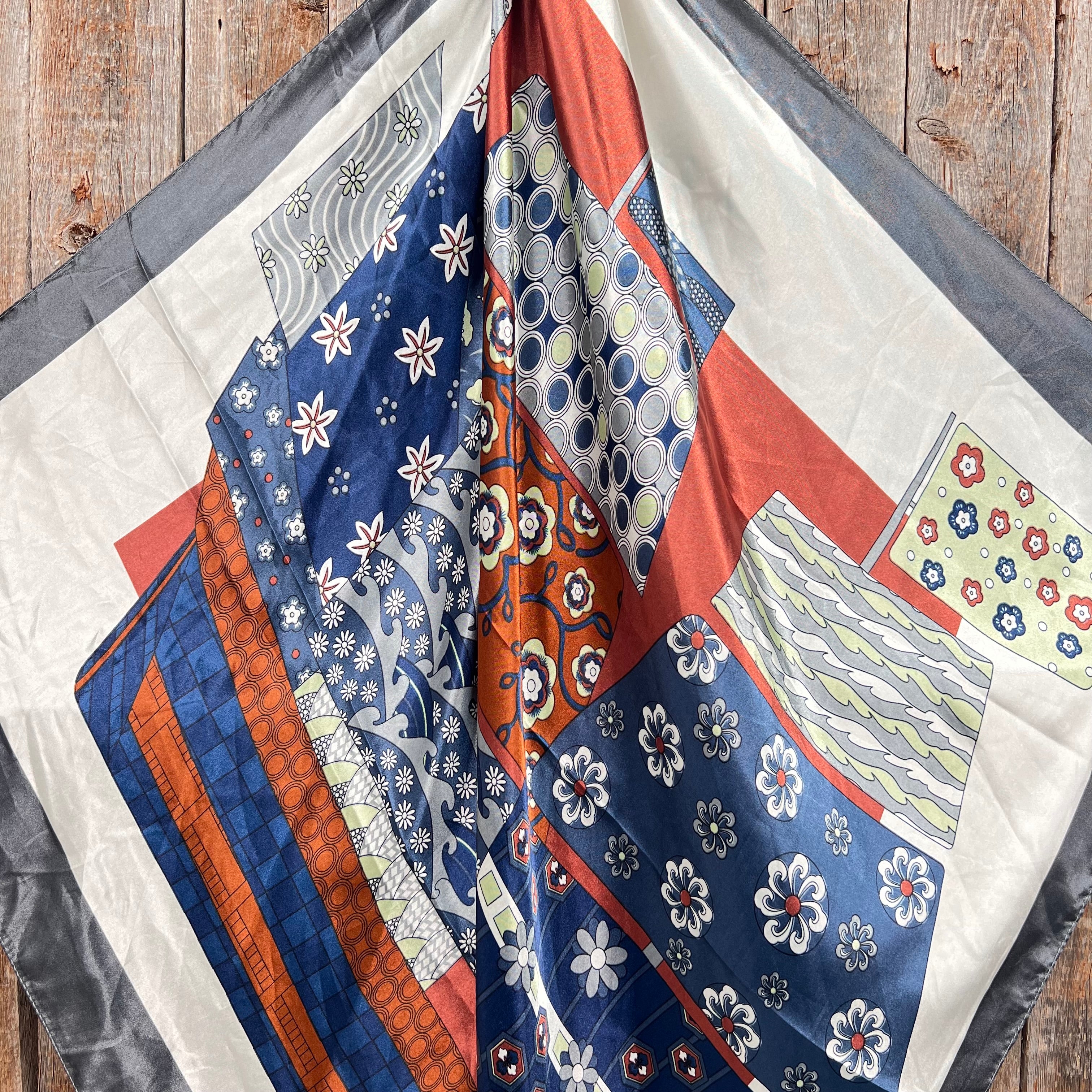 35X35"  Grey & White  Wild Rag / Scarf WR3159X